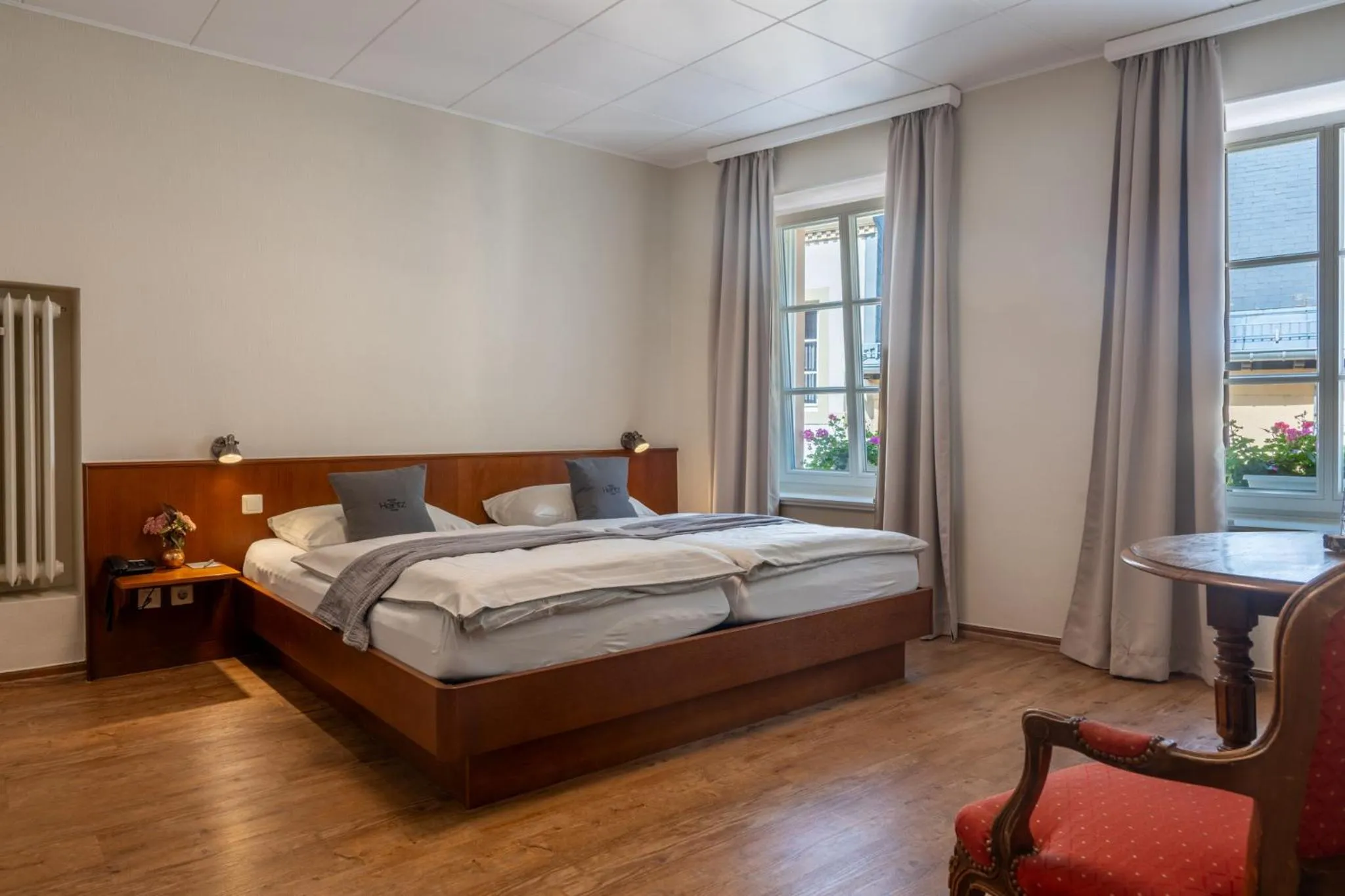 Bedroom, Bed in Hotel Heintz