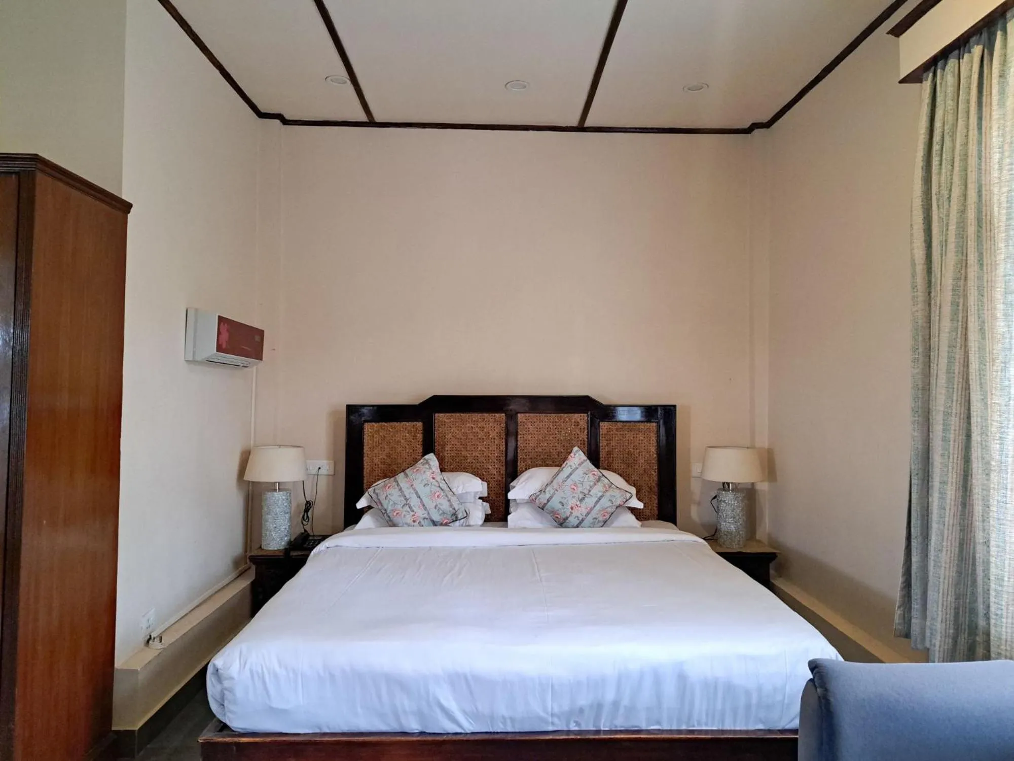 The Heritage Club - Tripura Castle Hotel and Spa