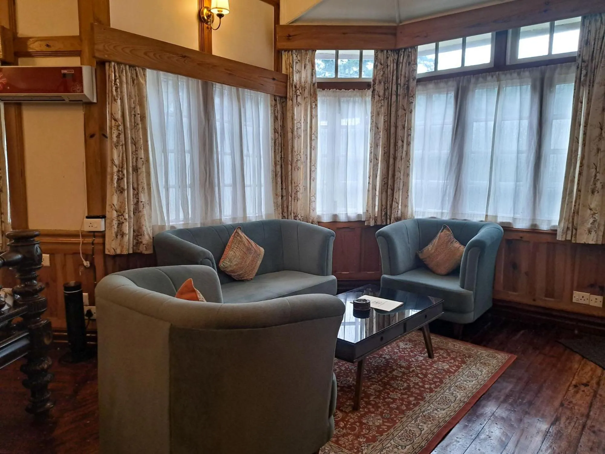 The Heritage Club - Tripura Castle Hotel and Spa