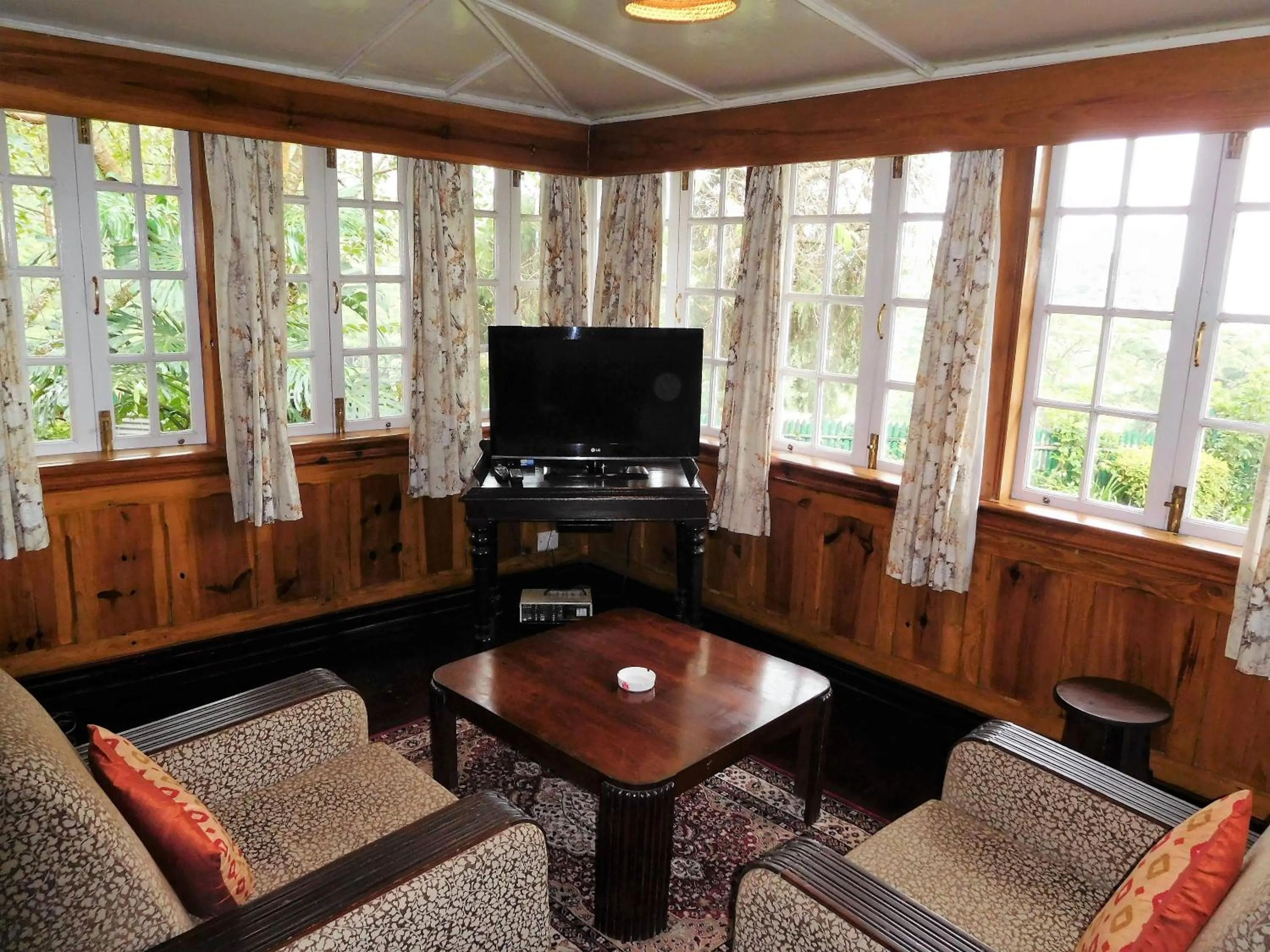 The Heritage Club - Tripura Castle Hotel and Spa