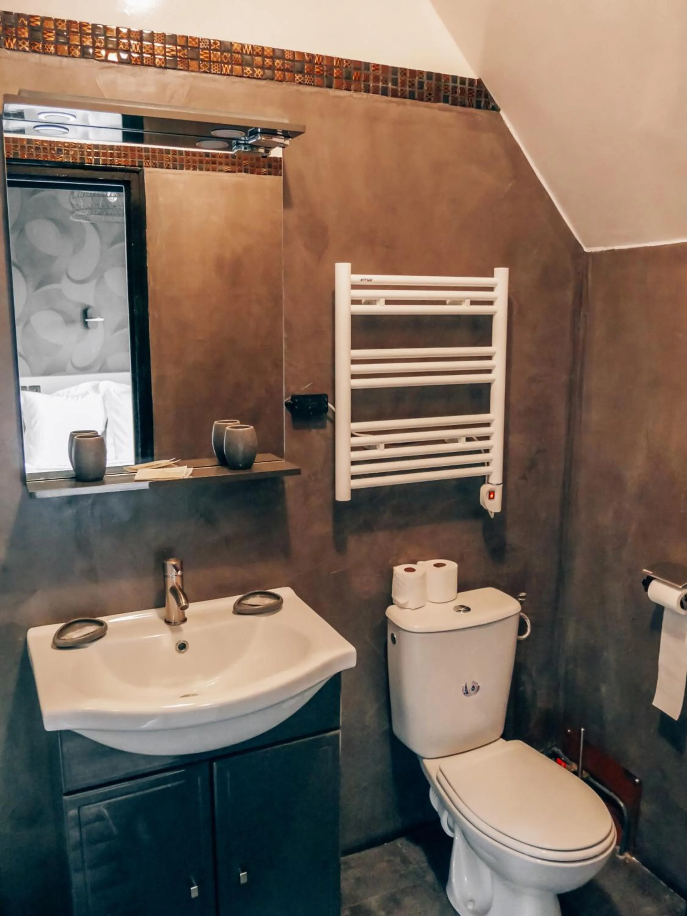 Bathroom in Hotel Luxia