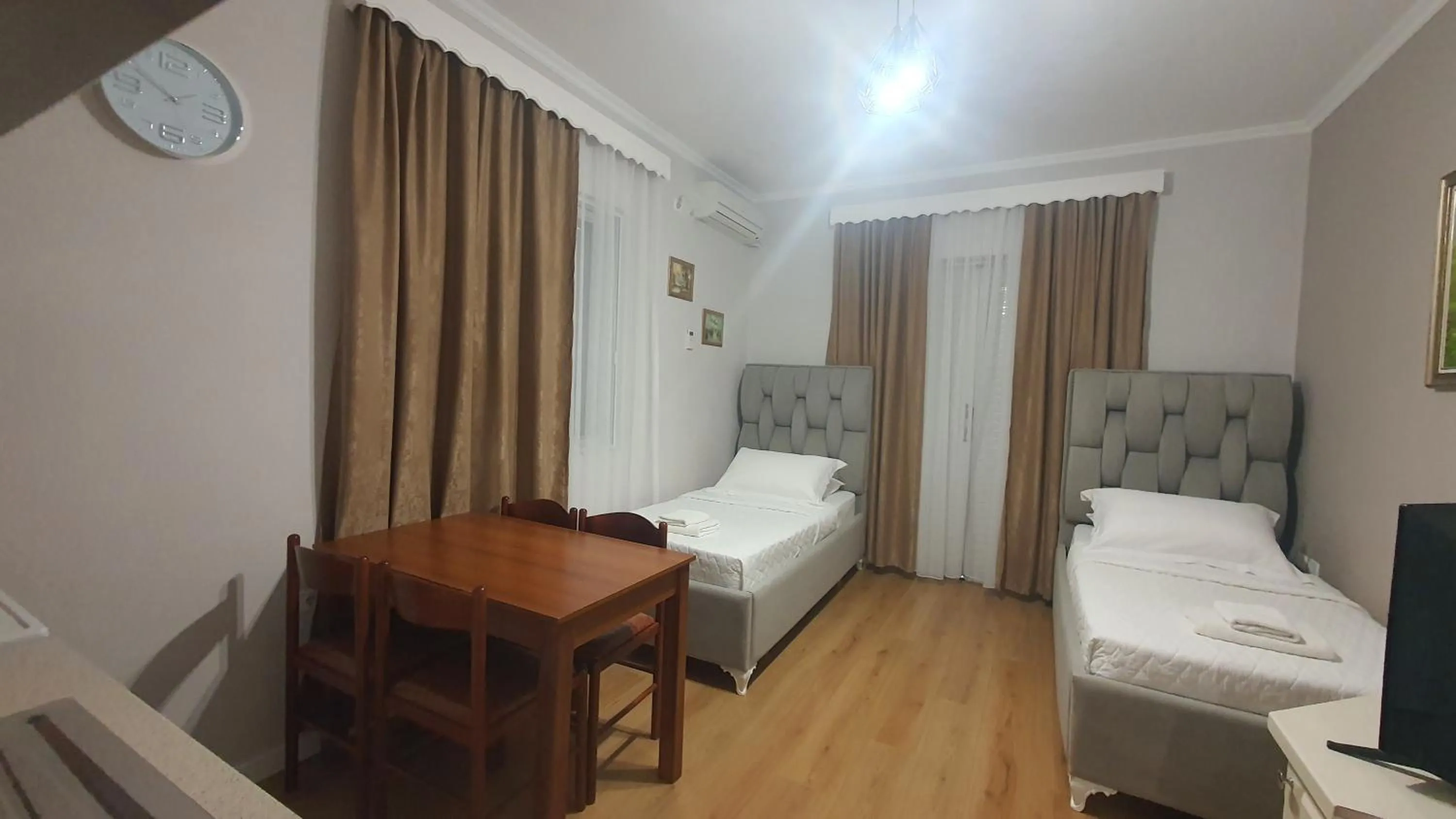 Bed in Hotel Vila Alvin & Apartments