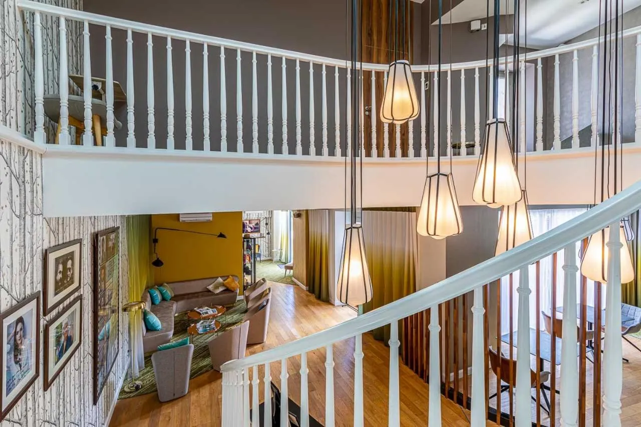 Lounge or bar in Hotel Le Saint Gelais