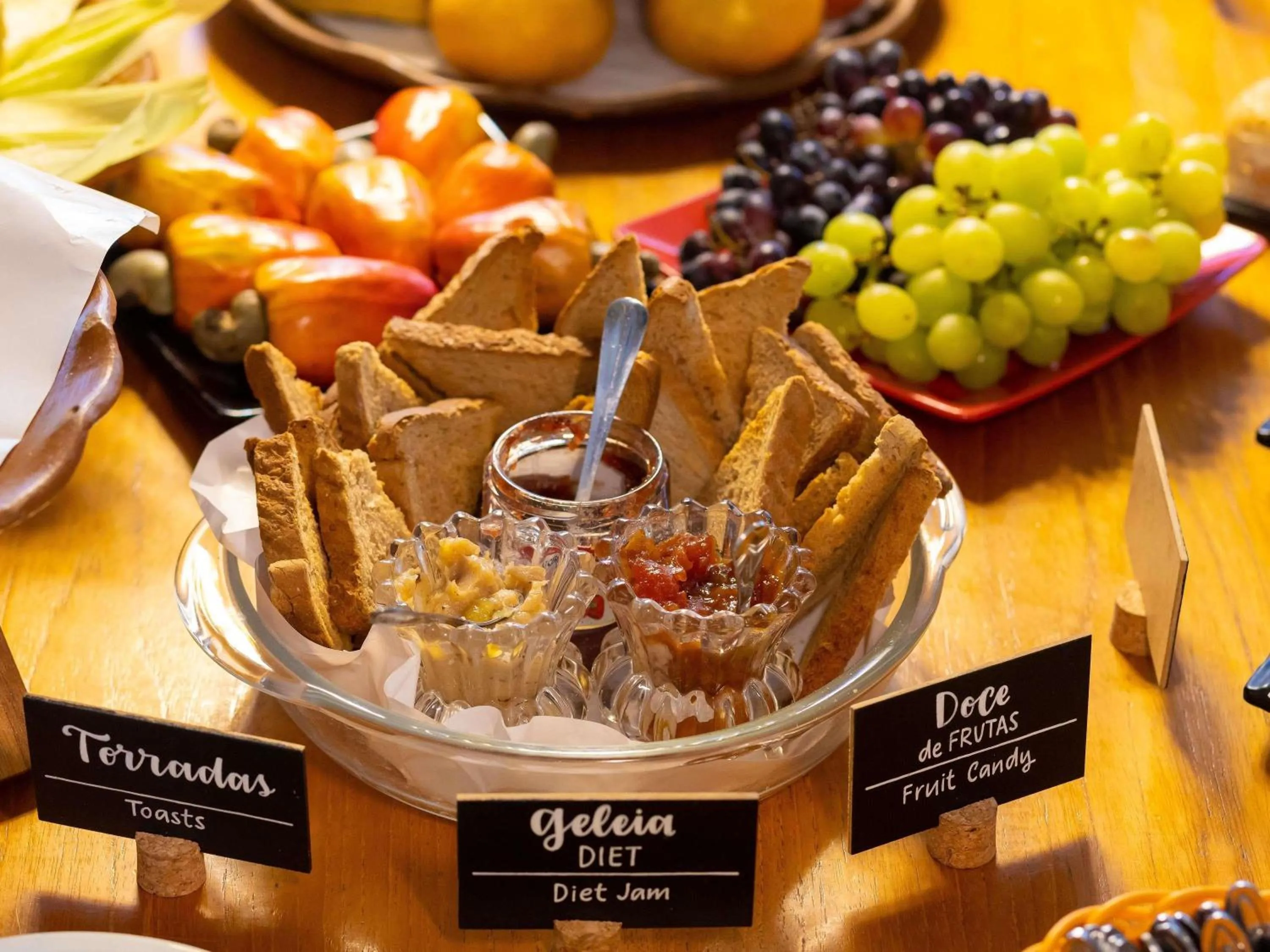 Restaurant/places to eat in ibis Styles Maracanau