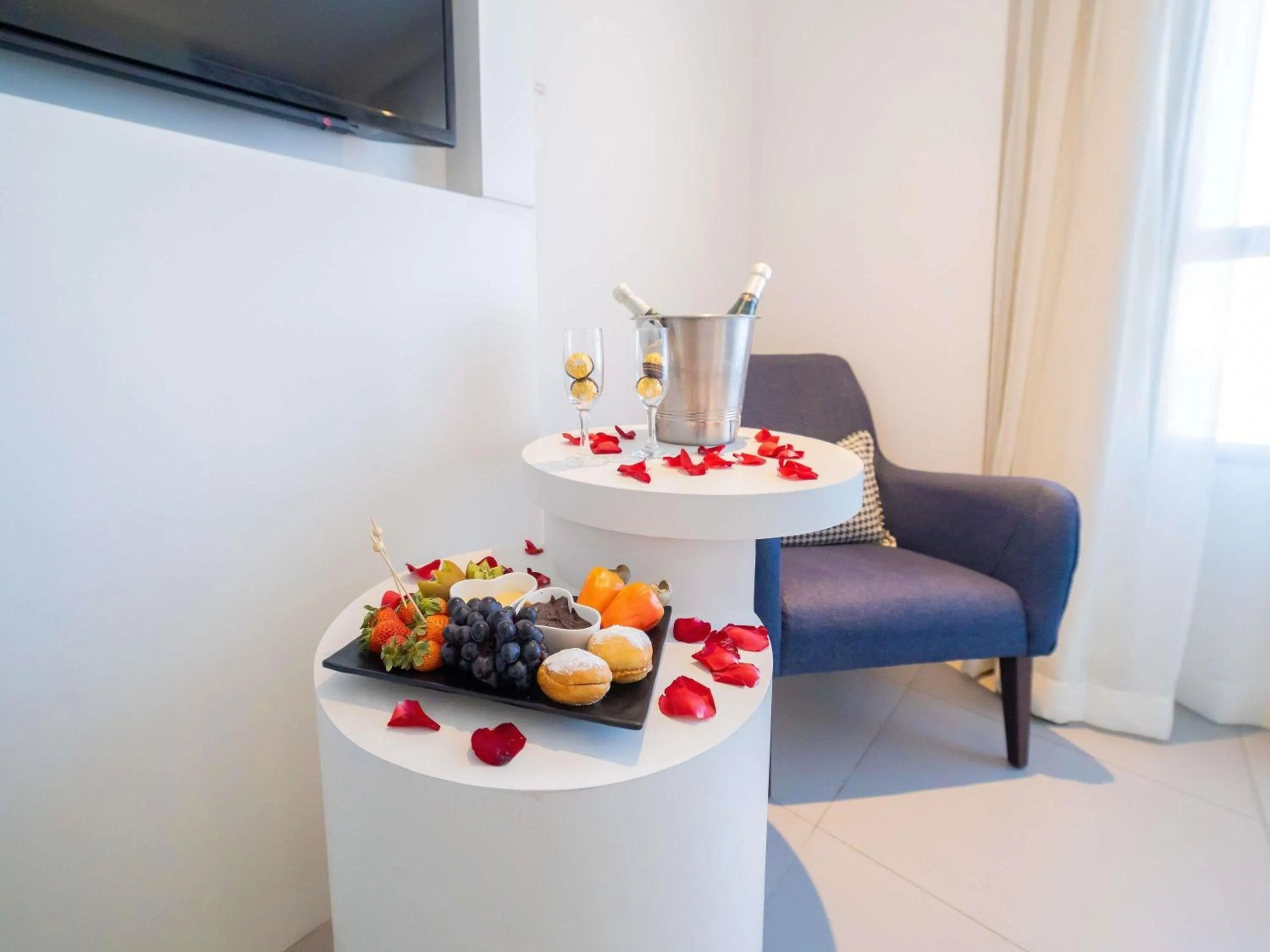 Bedroom in ibis Styles Maracanau