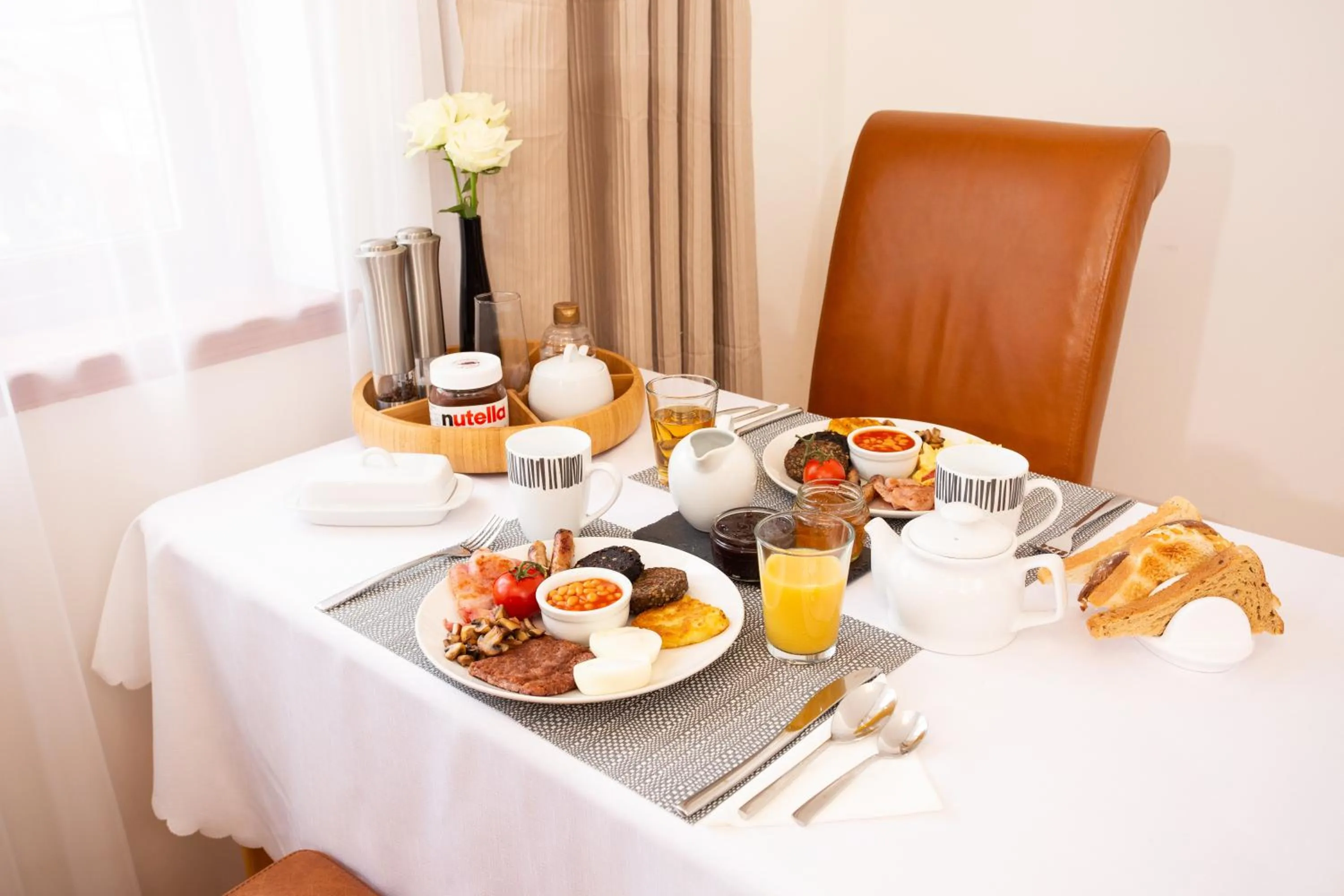 Food and drinks in Beechwood Lodge