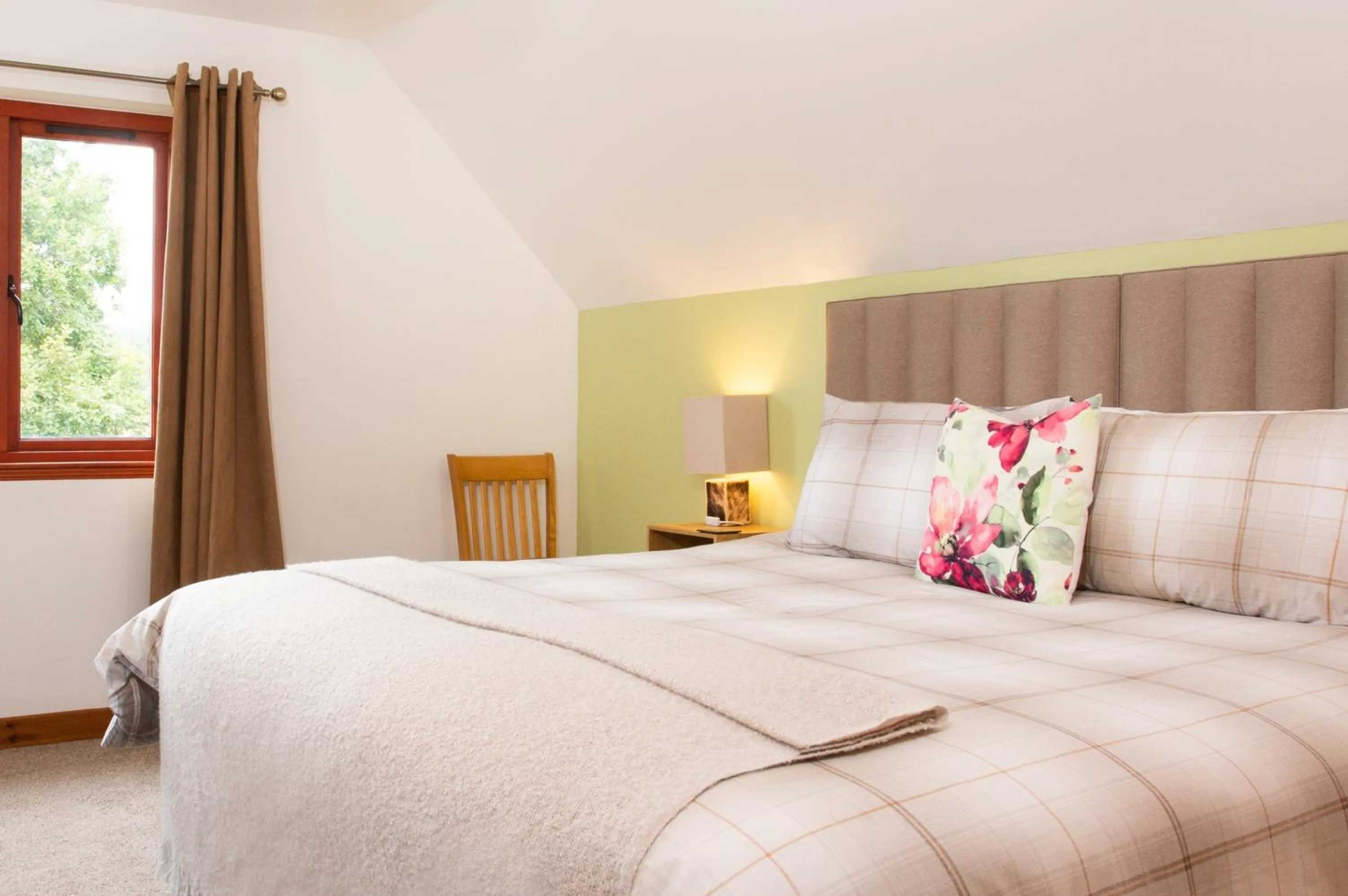 Bed in Beechwood Lodge