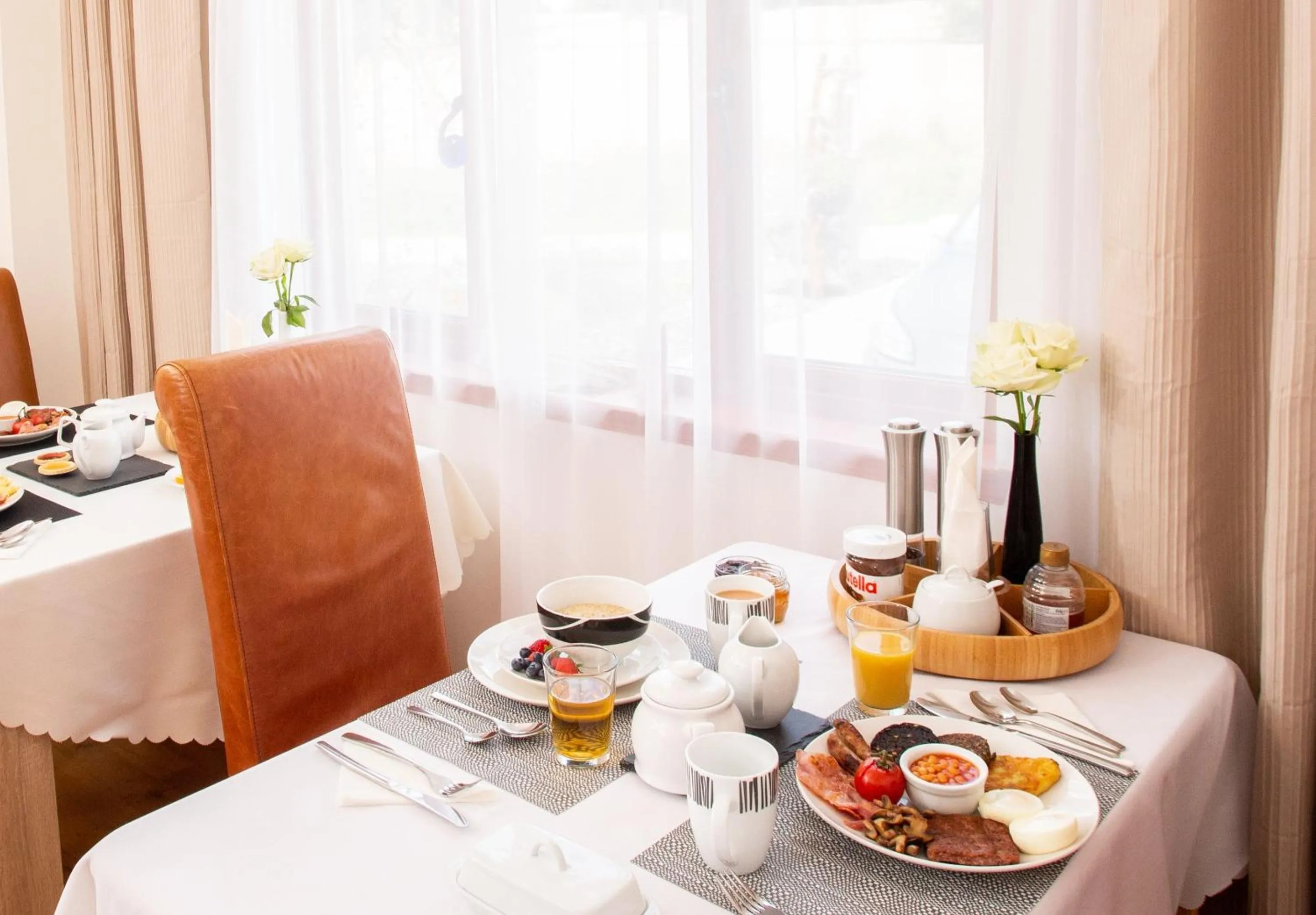 Food and drinks in Beechwood Lodge