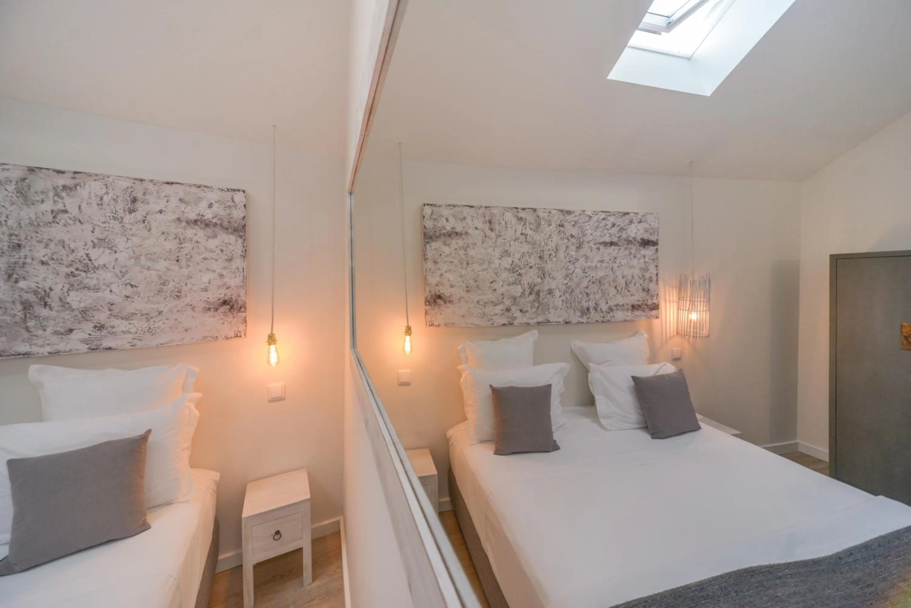 Decorative detail, Bed in Chiado 44