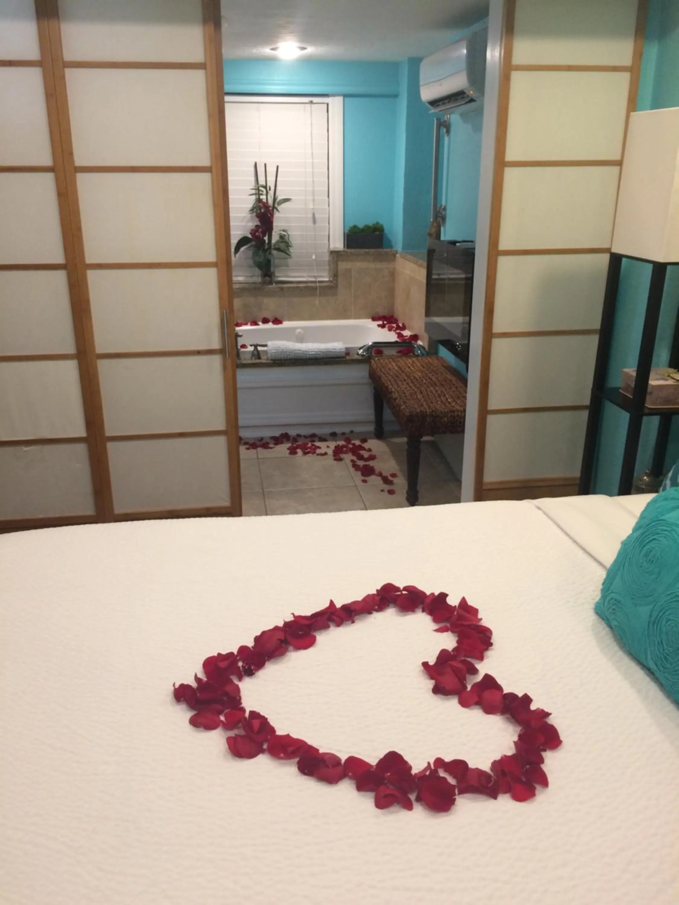 Bedroom, Bed in Peace & Plenty Inn Bed and Breakfast Downtown St Augustine-Adults Only