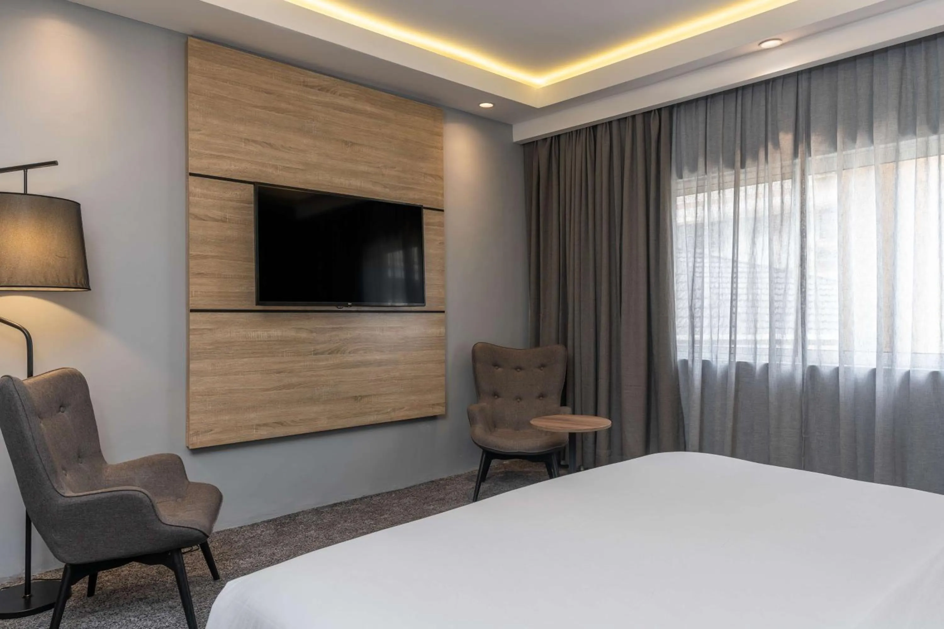 Photo of the whole room, Bed in Park Inn by Radisson, Lagos Victoria Island