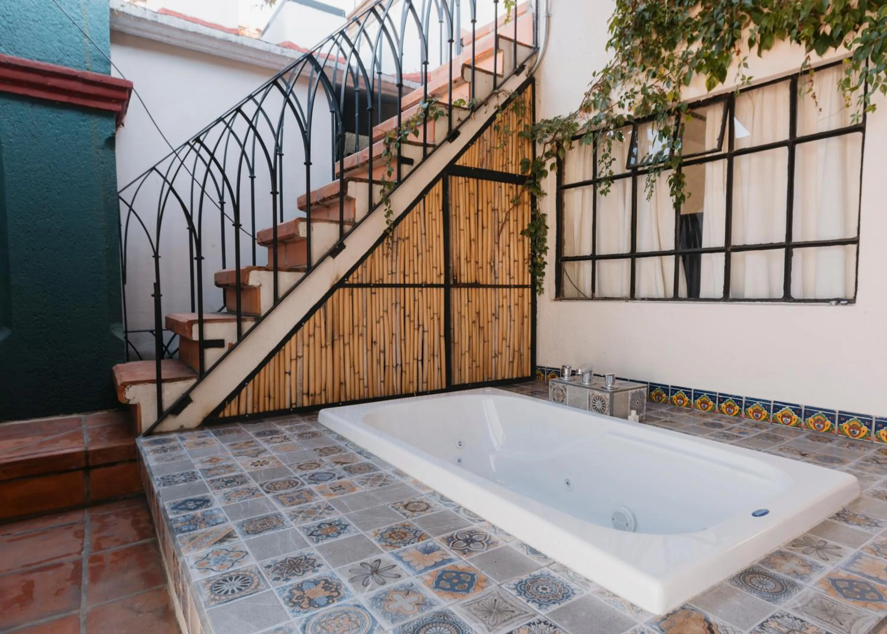 Garden view in Hotel Casa Guivá