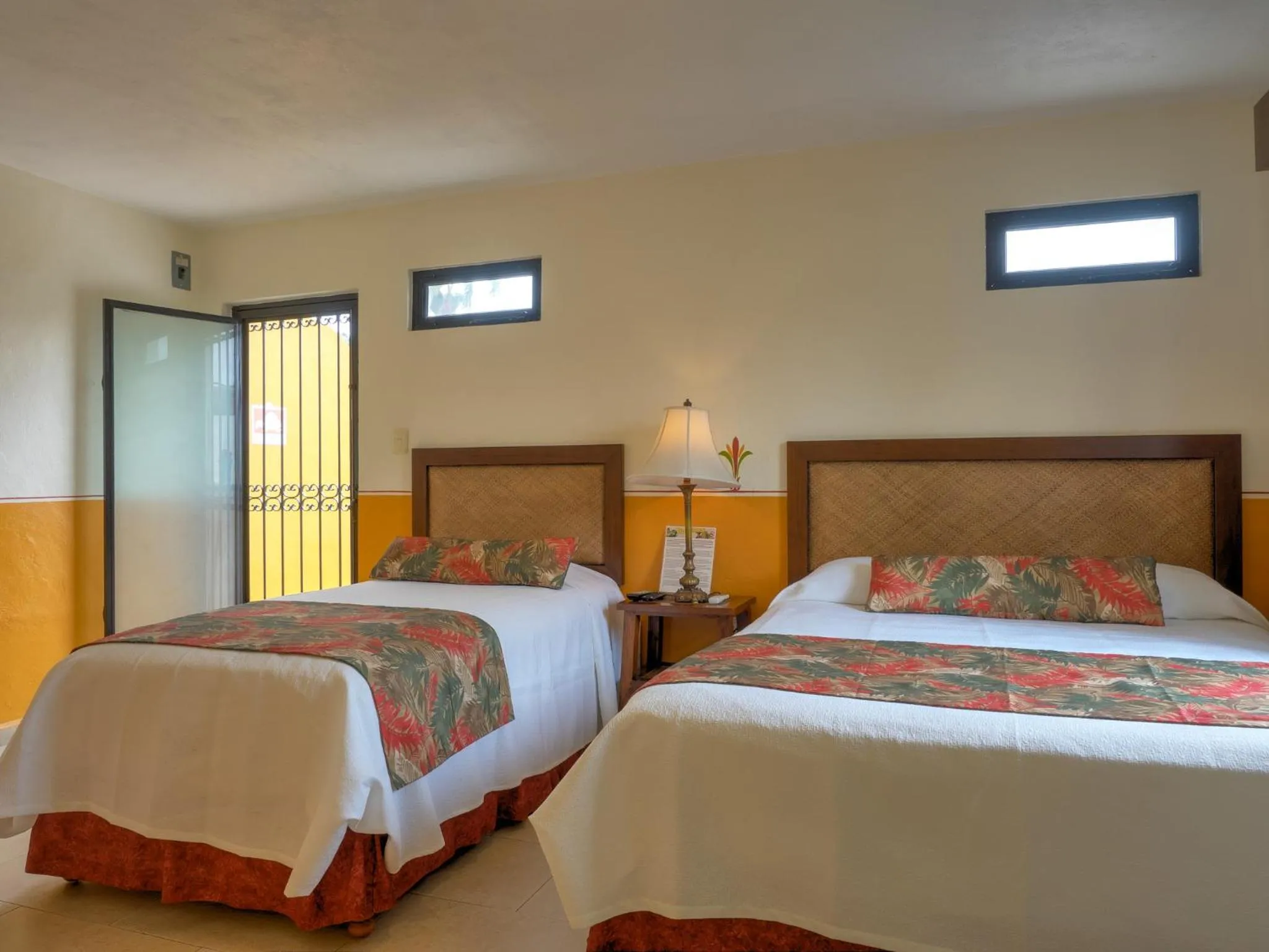 Bed in Hotel Luz en Yucatan