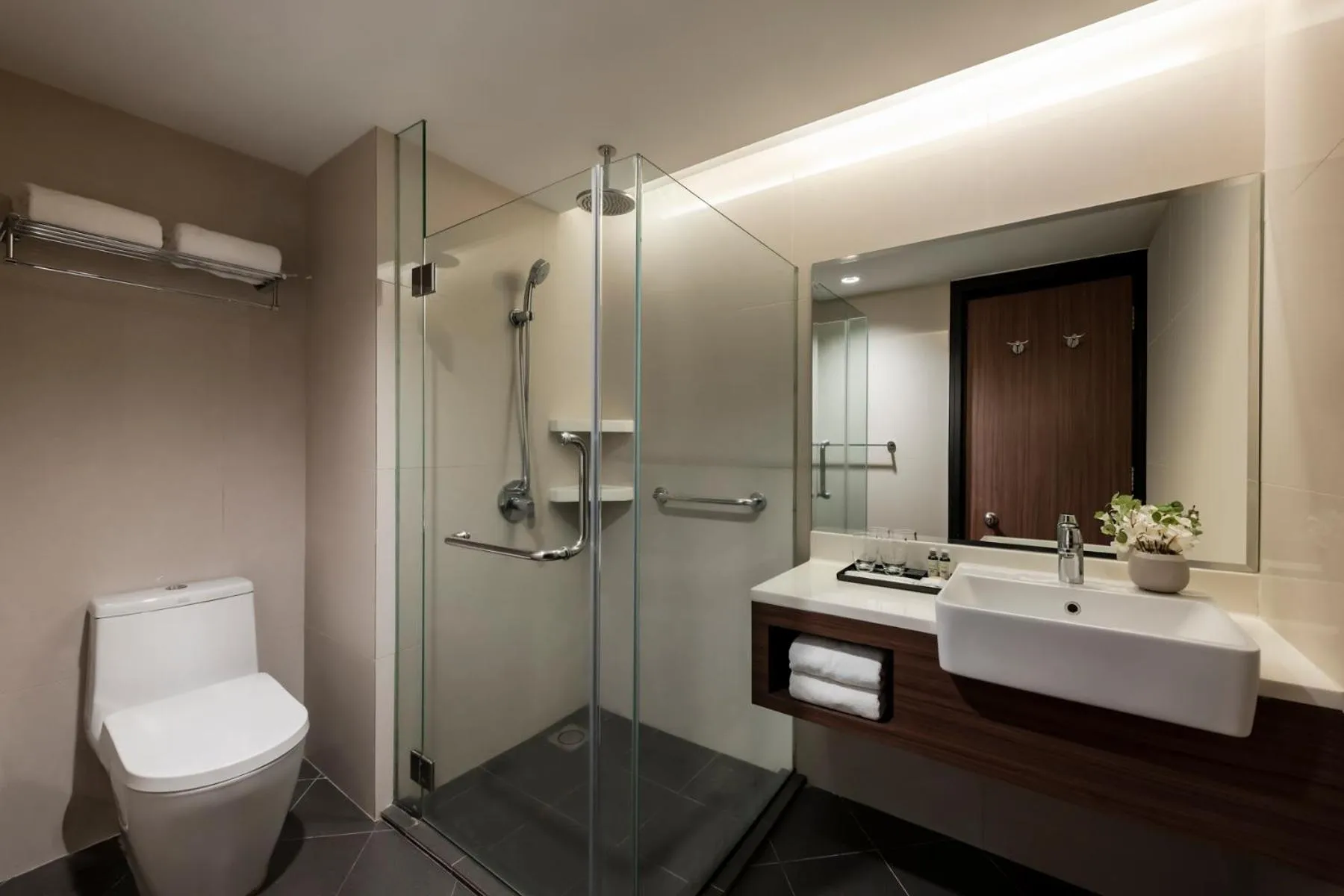 Bathroom in Oakwood Hotel & Residence Kuala Lumpur