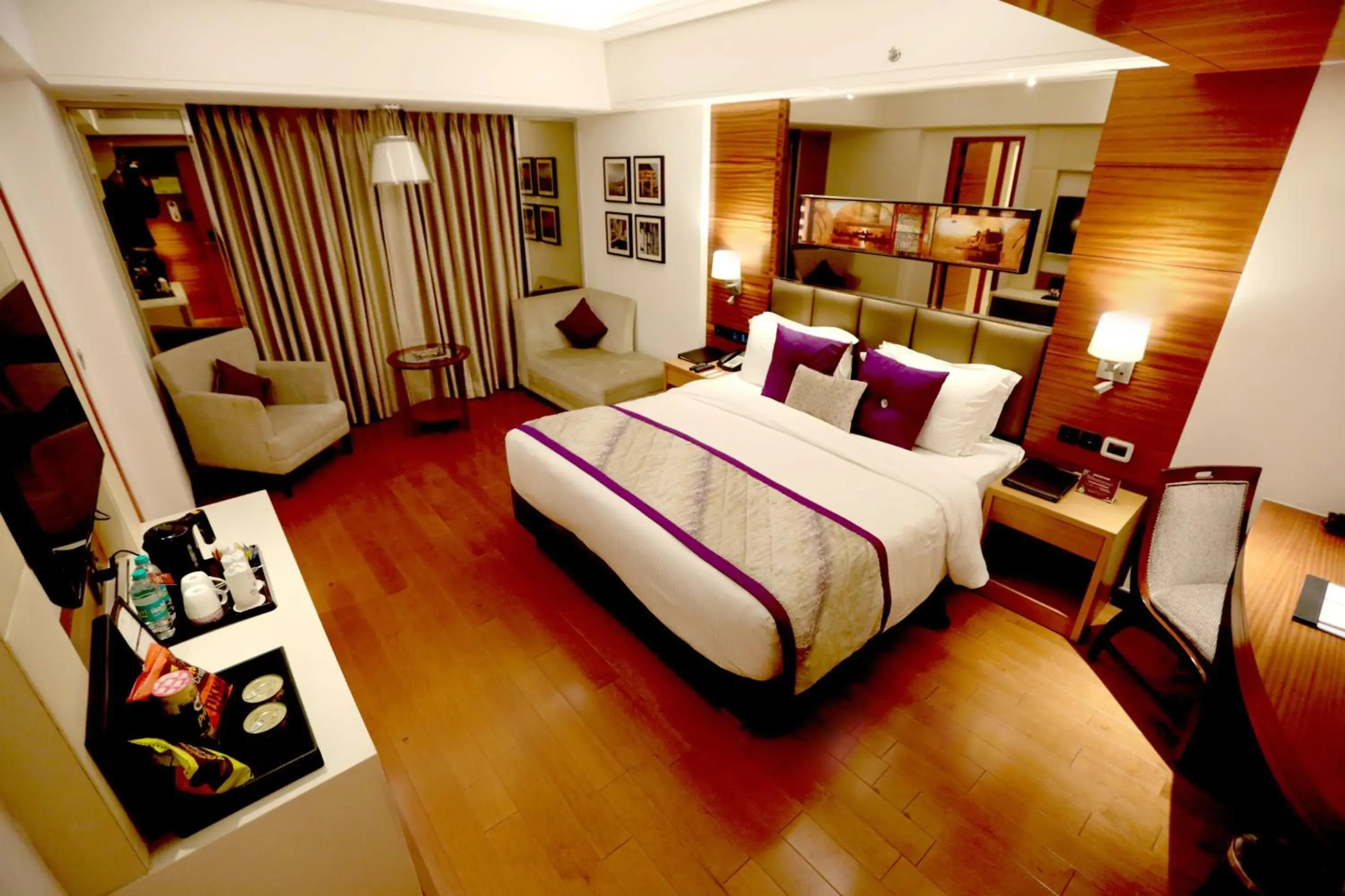 Deluxe Double or Twin Room - single occupancy in Hotel Madin Deluxe Double or Twin Room - single occupancy in Hotel Madin