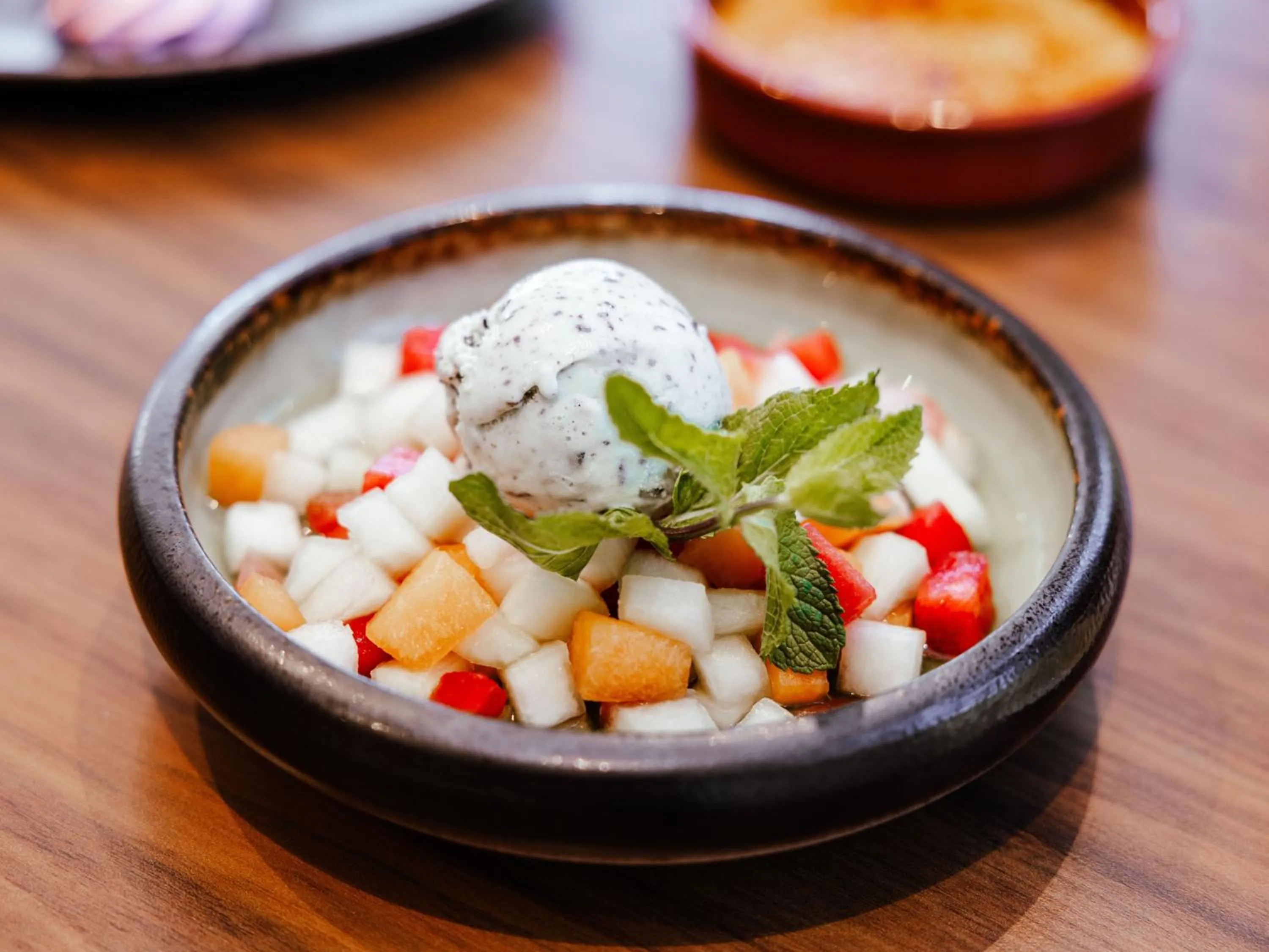 Restaurant/places to eat in Ibis Luxembourg Airport