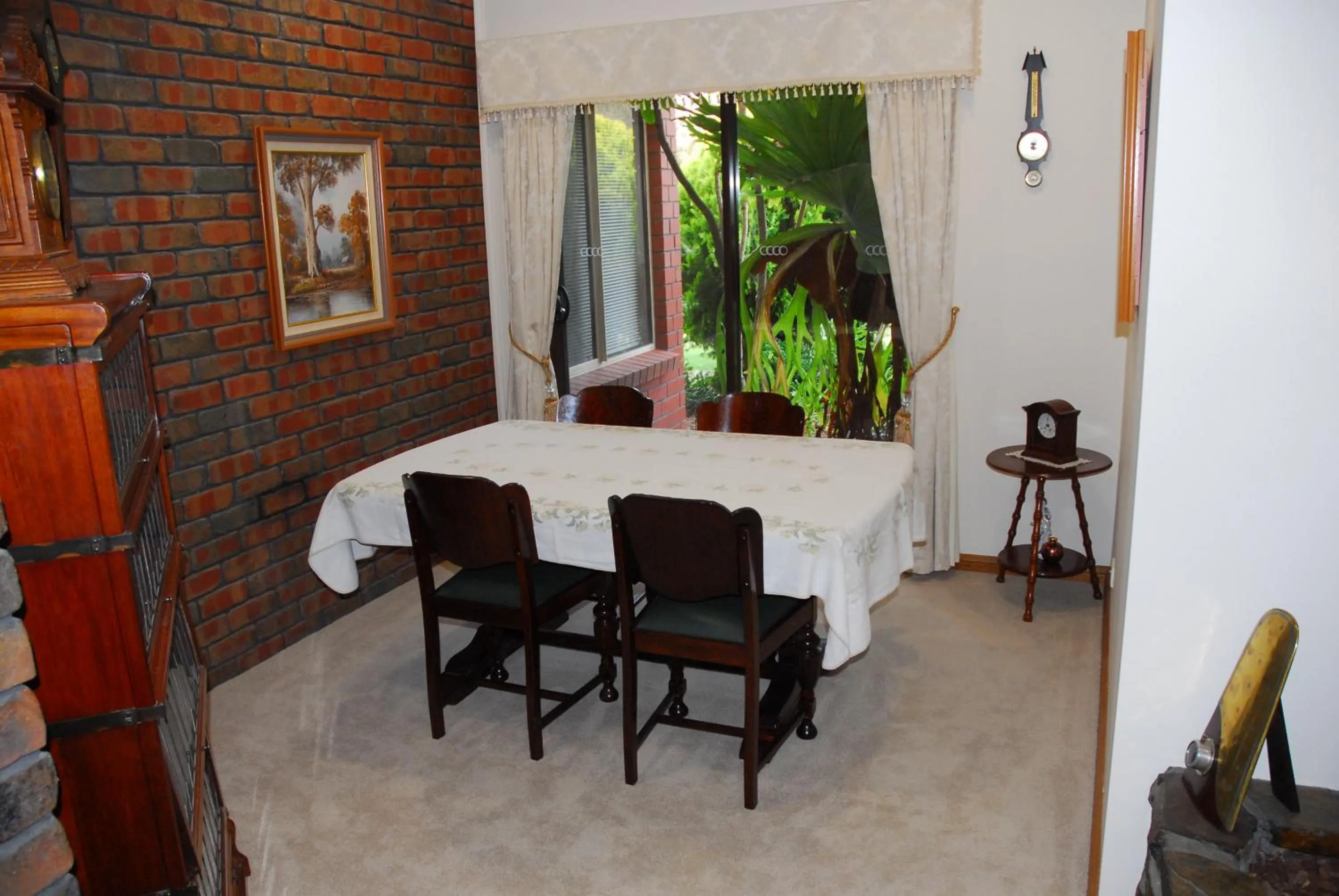 Breakfast in Gaerwood B&B