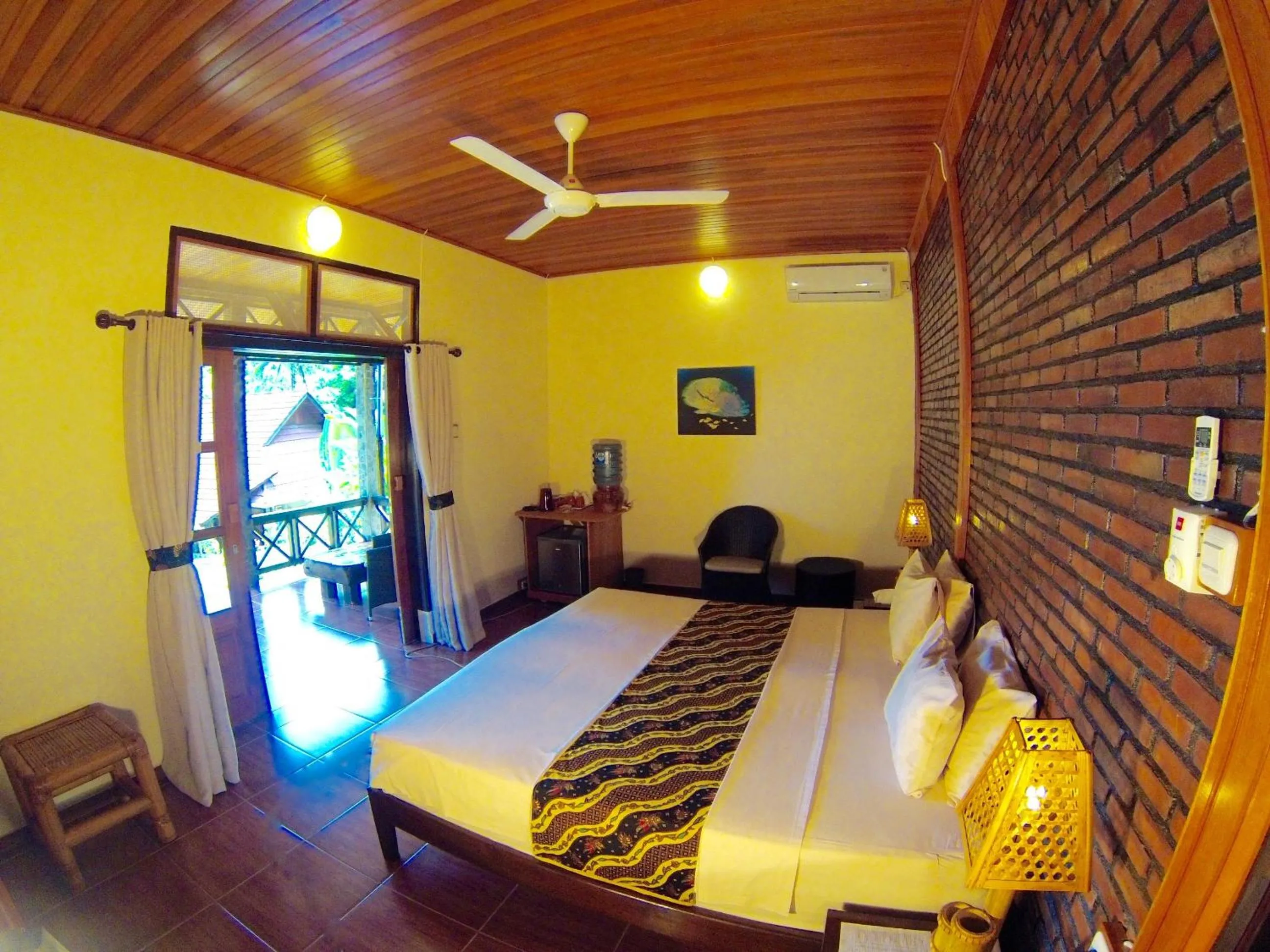 Photo of the whole room in Lumbalumba Resort - Manado