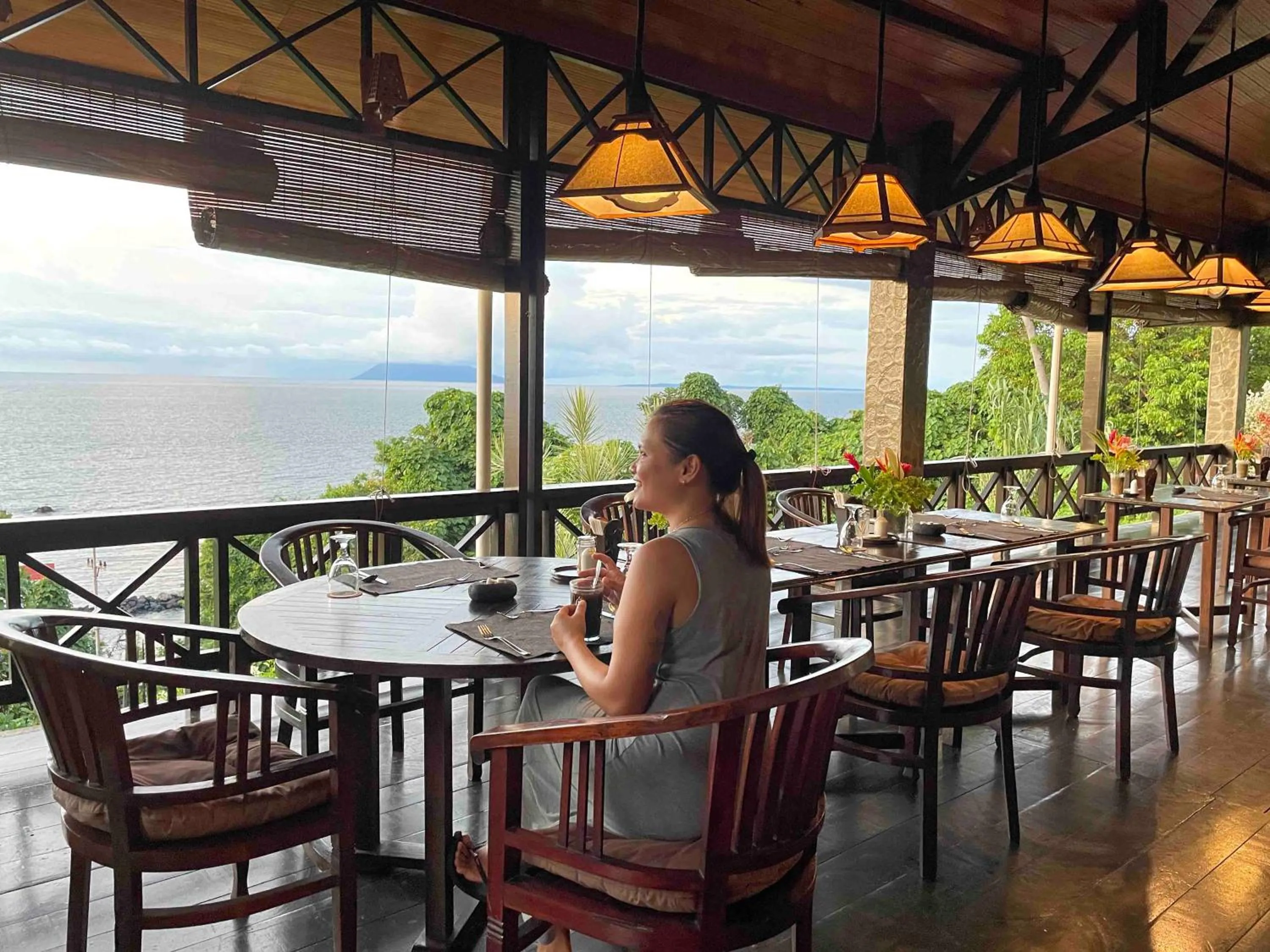 Restaurant/places to eat in Lumbalumba Resort - Manado