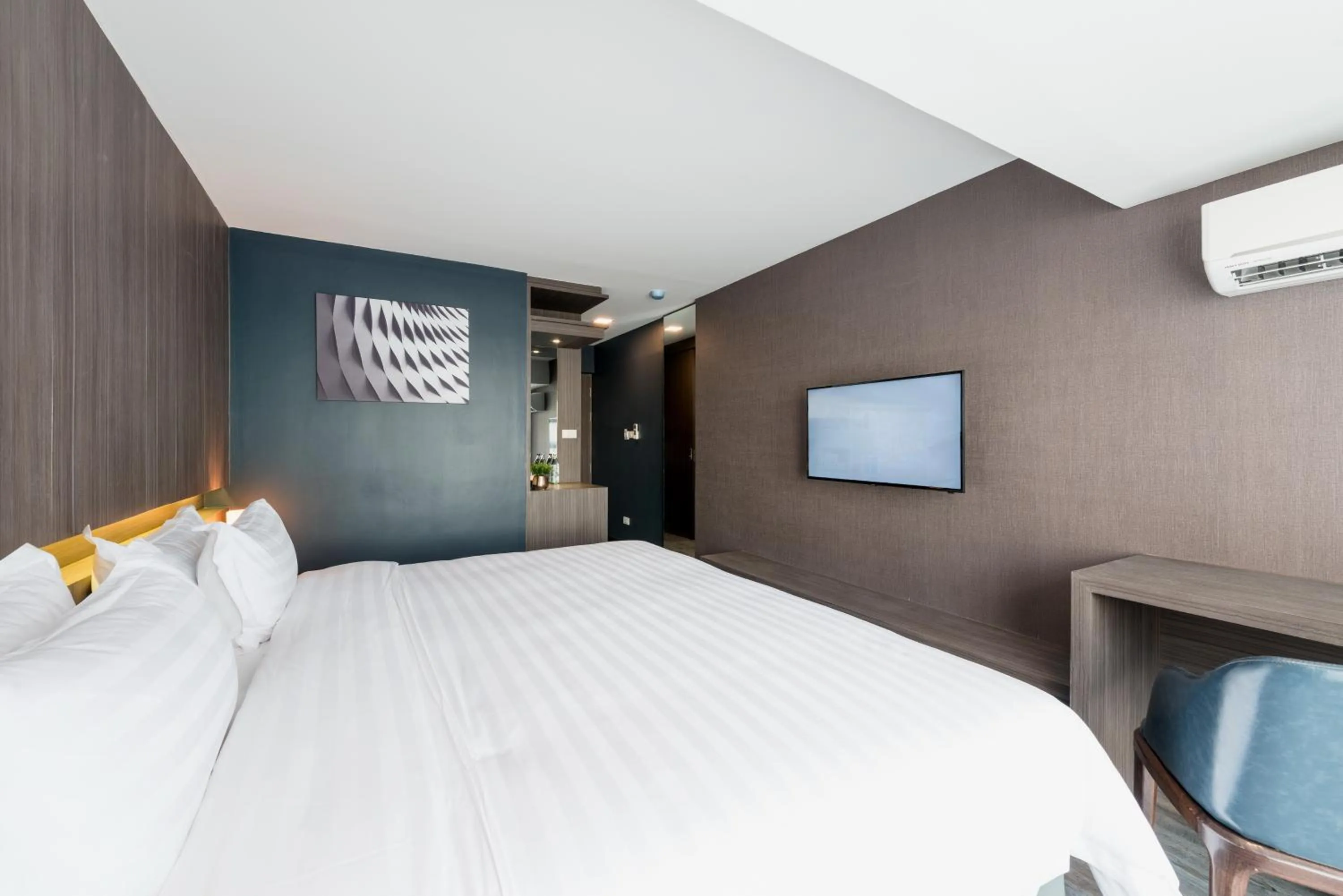 Photo of the whole room, Bed in Fyn Hotel