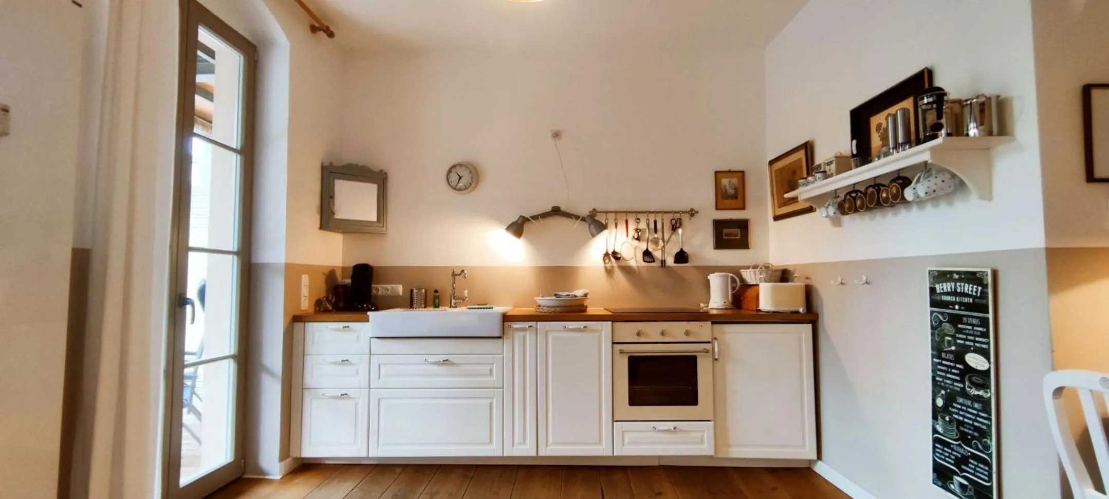 Kitchen or kitchenette in Schloss-und Seeblick Apartment