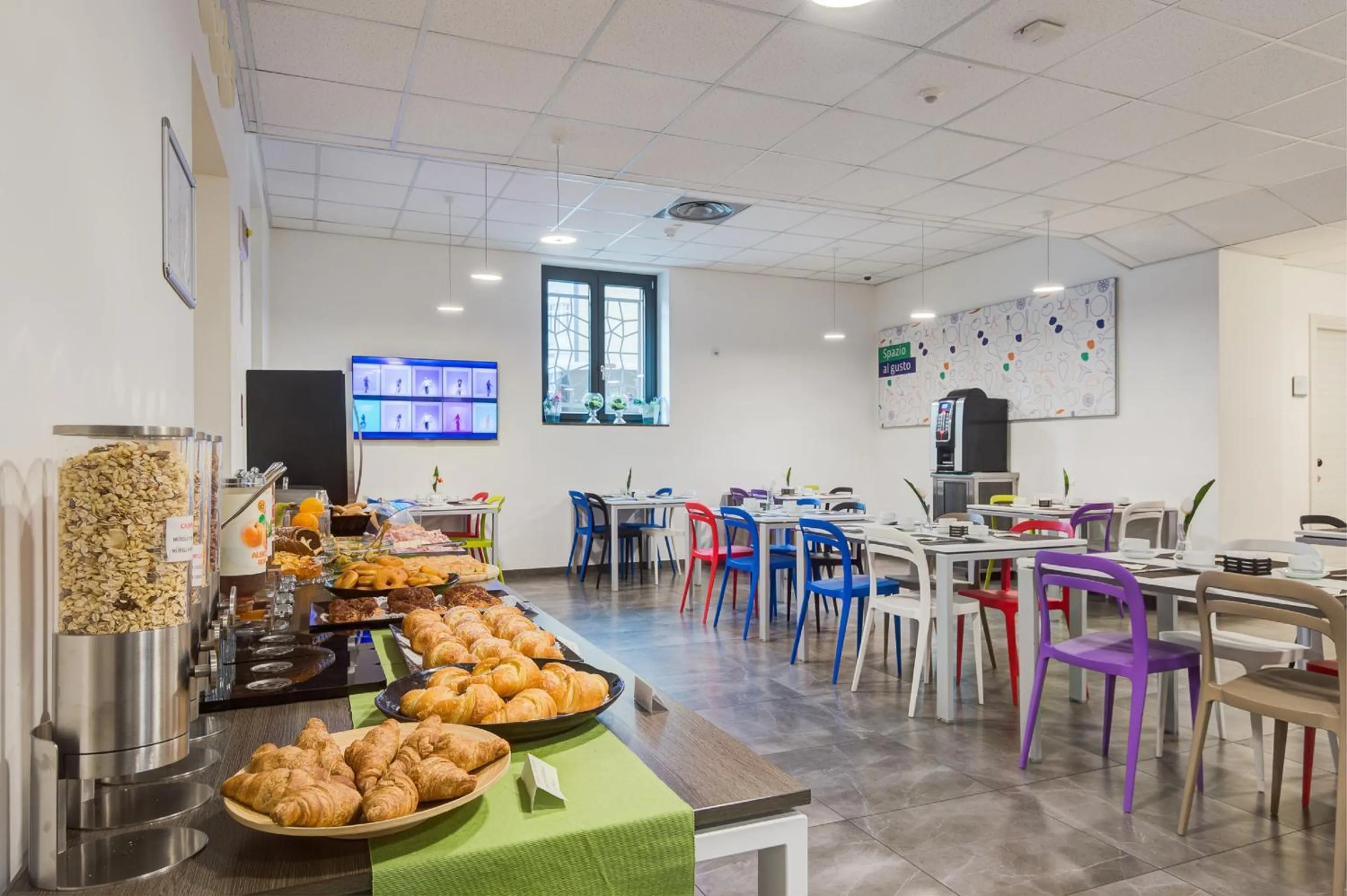 Restaurant/places to eat in Camplus Palermo Normanni - Casa per ferie