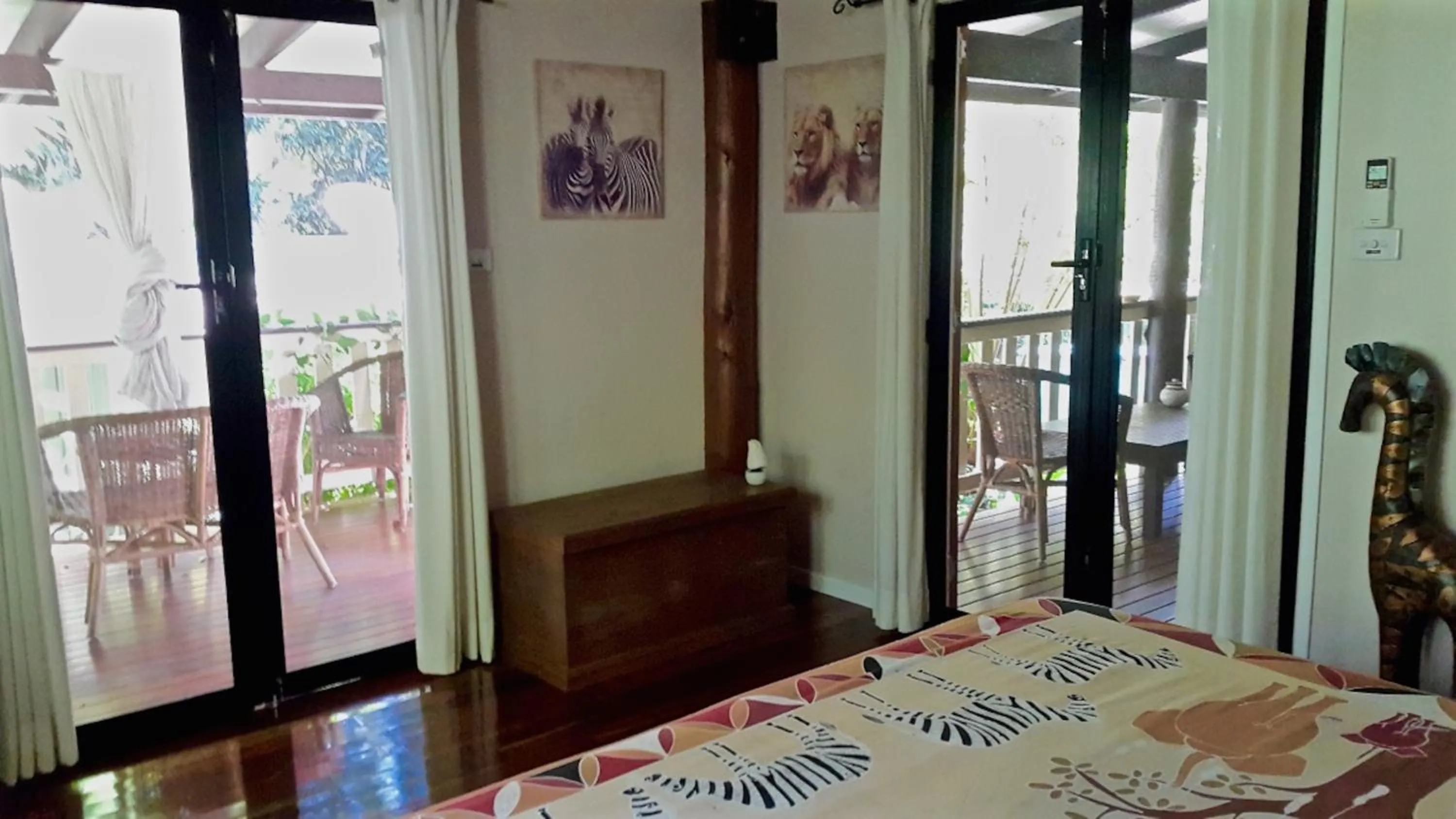 Bed in Kuranda Ngorongoro Lodge