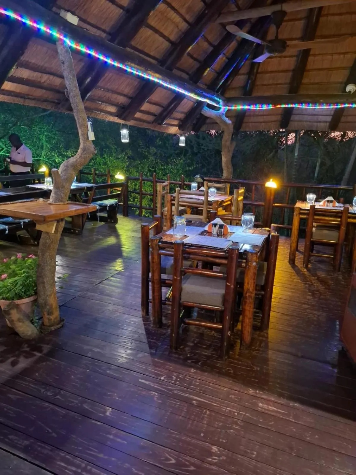 Restaurant/places to eat in Jabula Kruger Safari Lodge