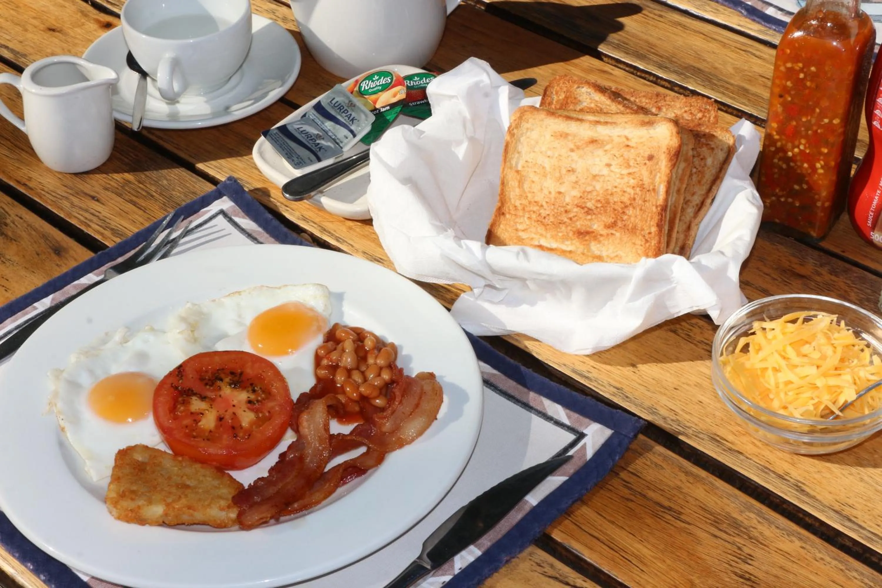 Breakfast in Jabula Kruger Safari Lodge