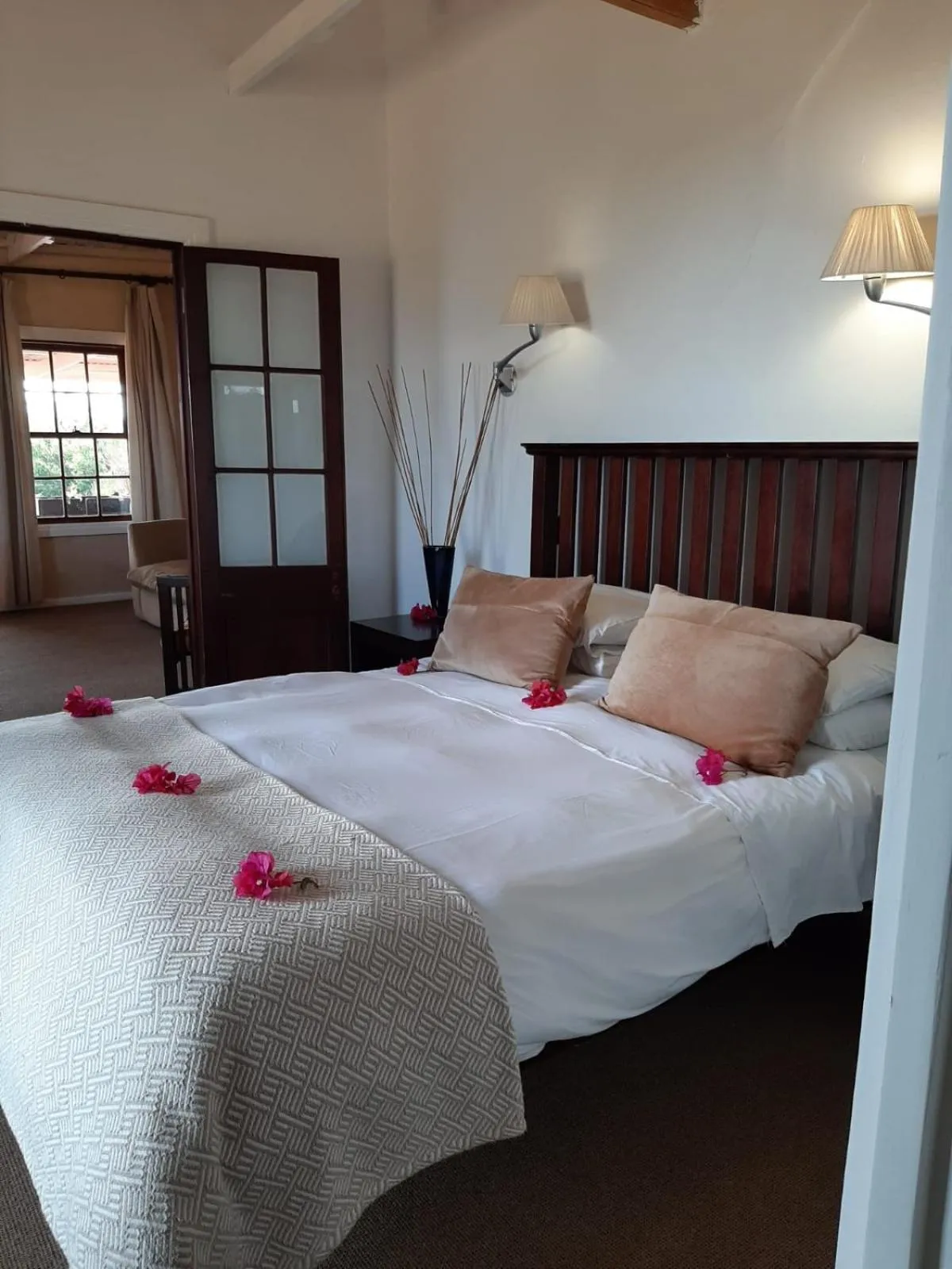 Bed in Leeuwenbosch Shearers Lodge - Amakhala Game Reserve