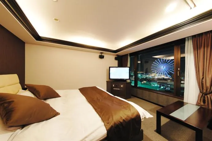 Bed in Hotel Water Gate Nagoya - Love Hotel for couple -