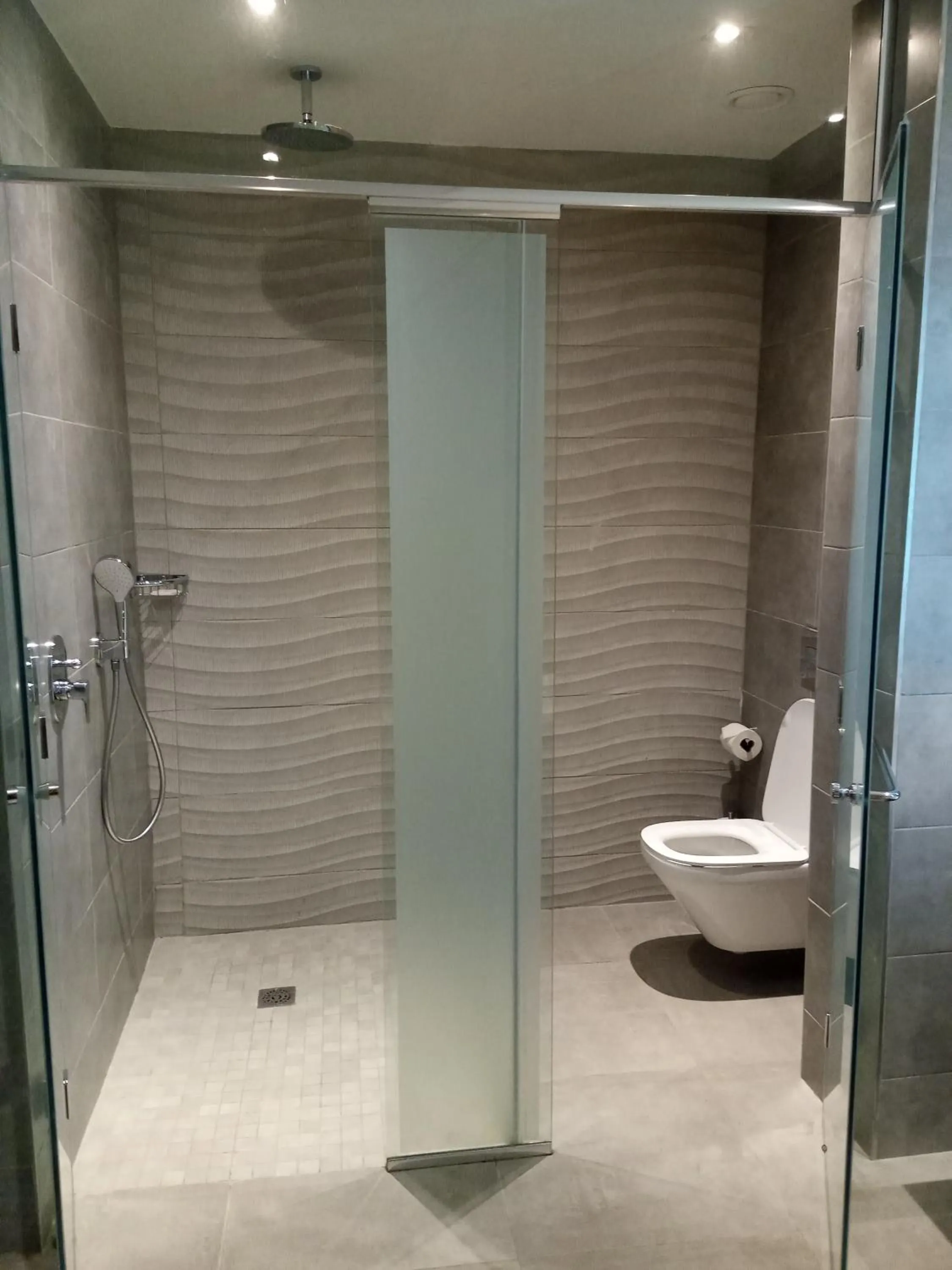 Toilet in Radisson Lagos Ikeja