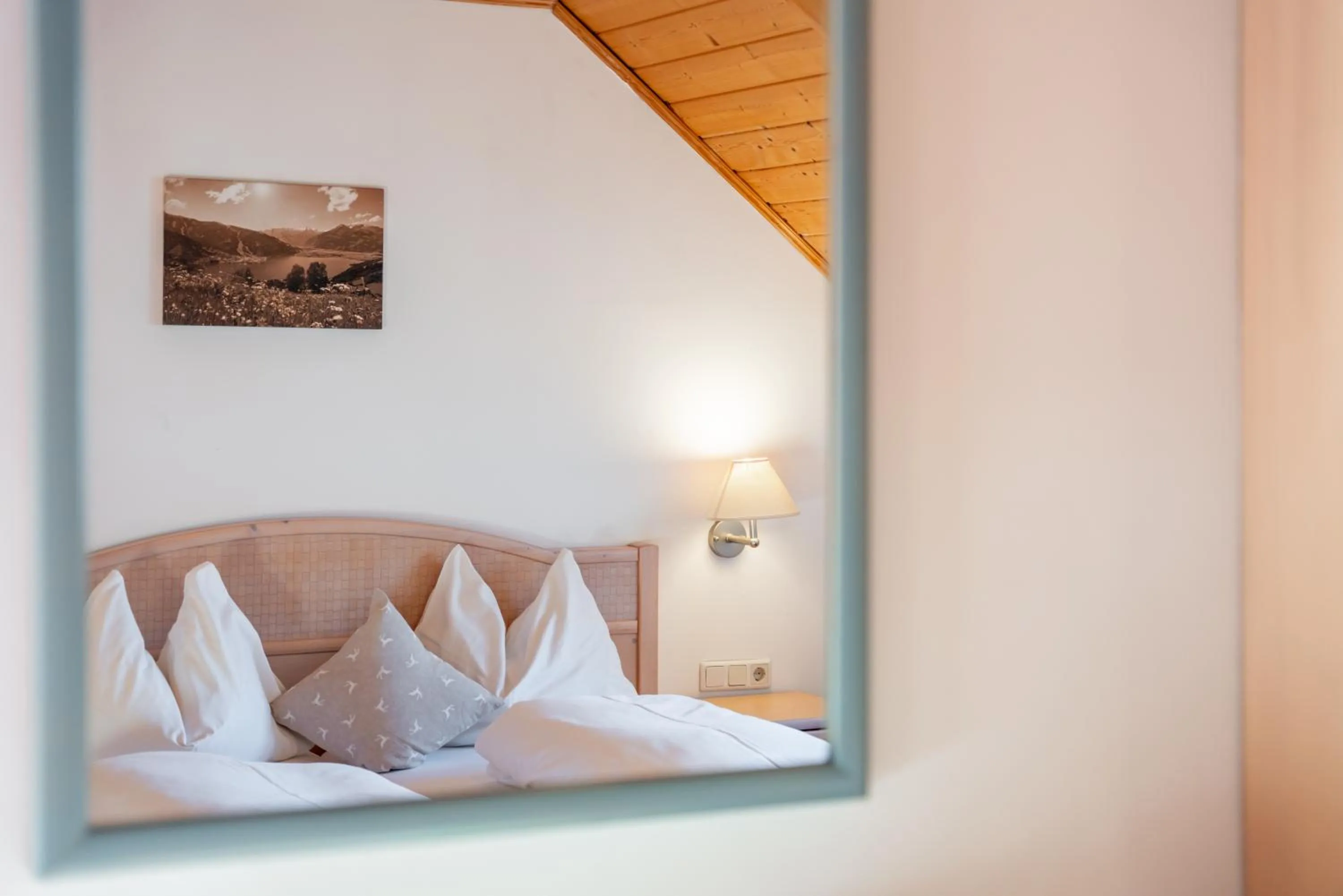 Bedroom, Bed in Hotel Gasthof Post