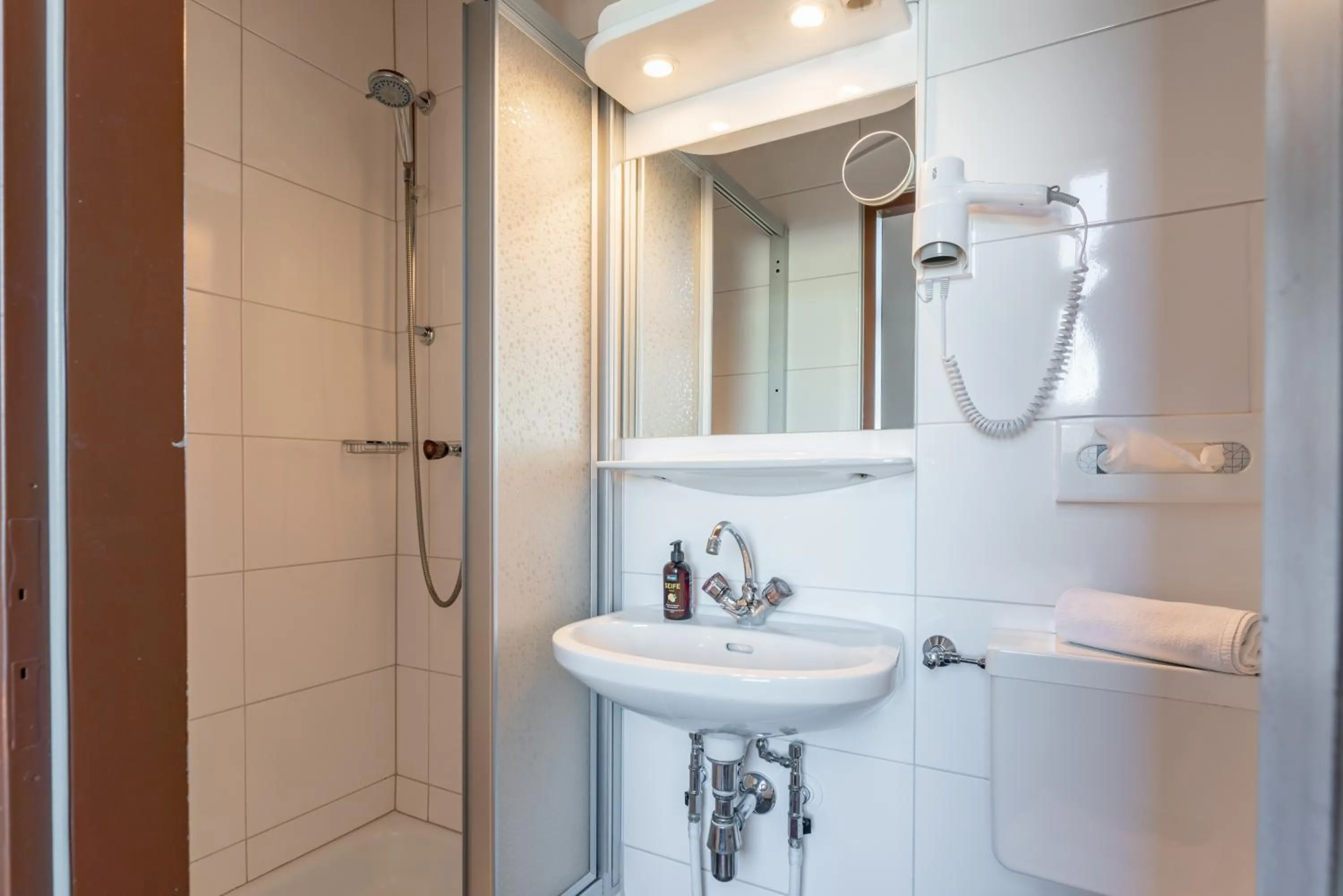 Bathroom in Hotel Gasthof Post