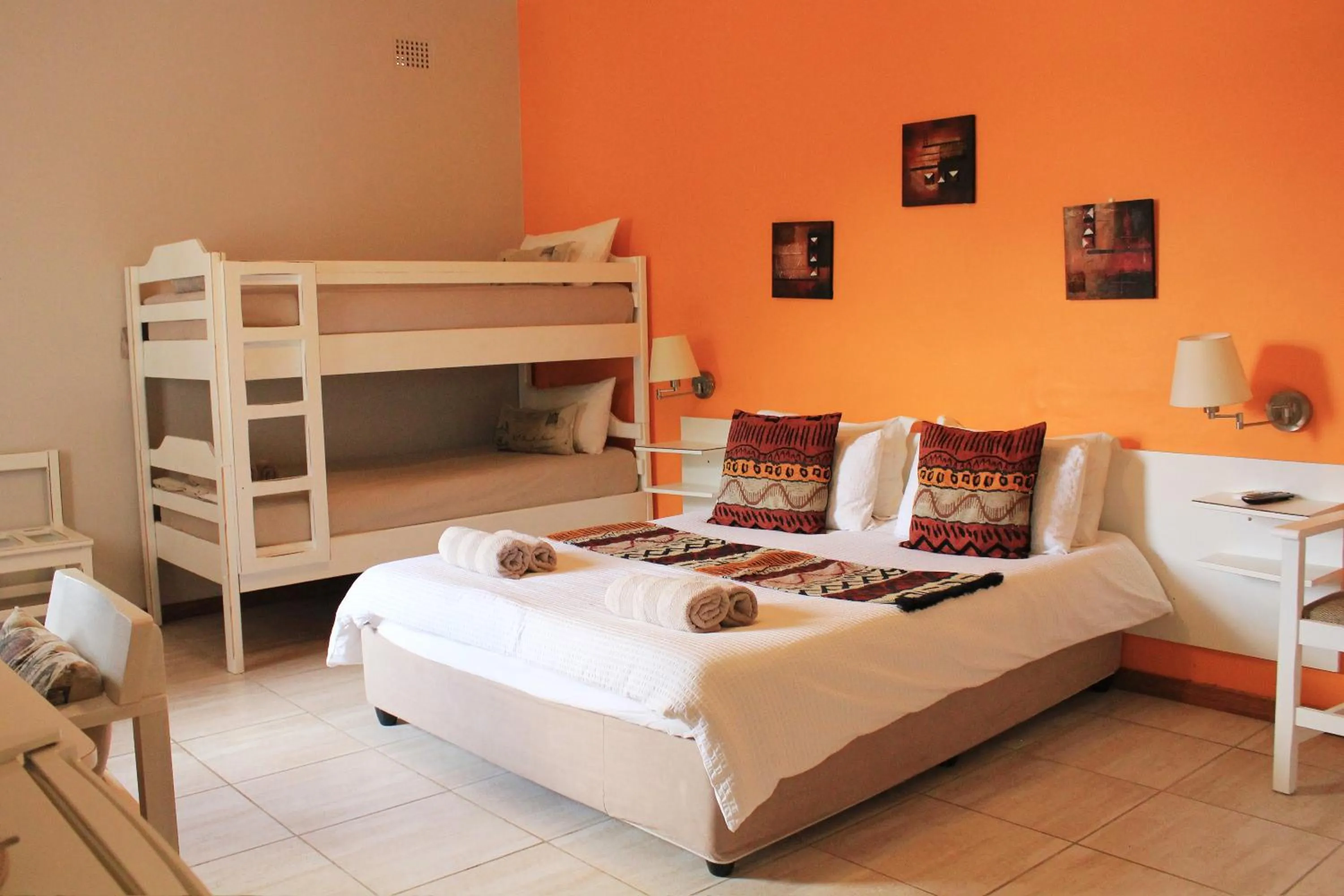 Photo of the whole room, Bed in Omaruru Guesthouse