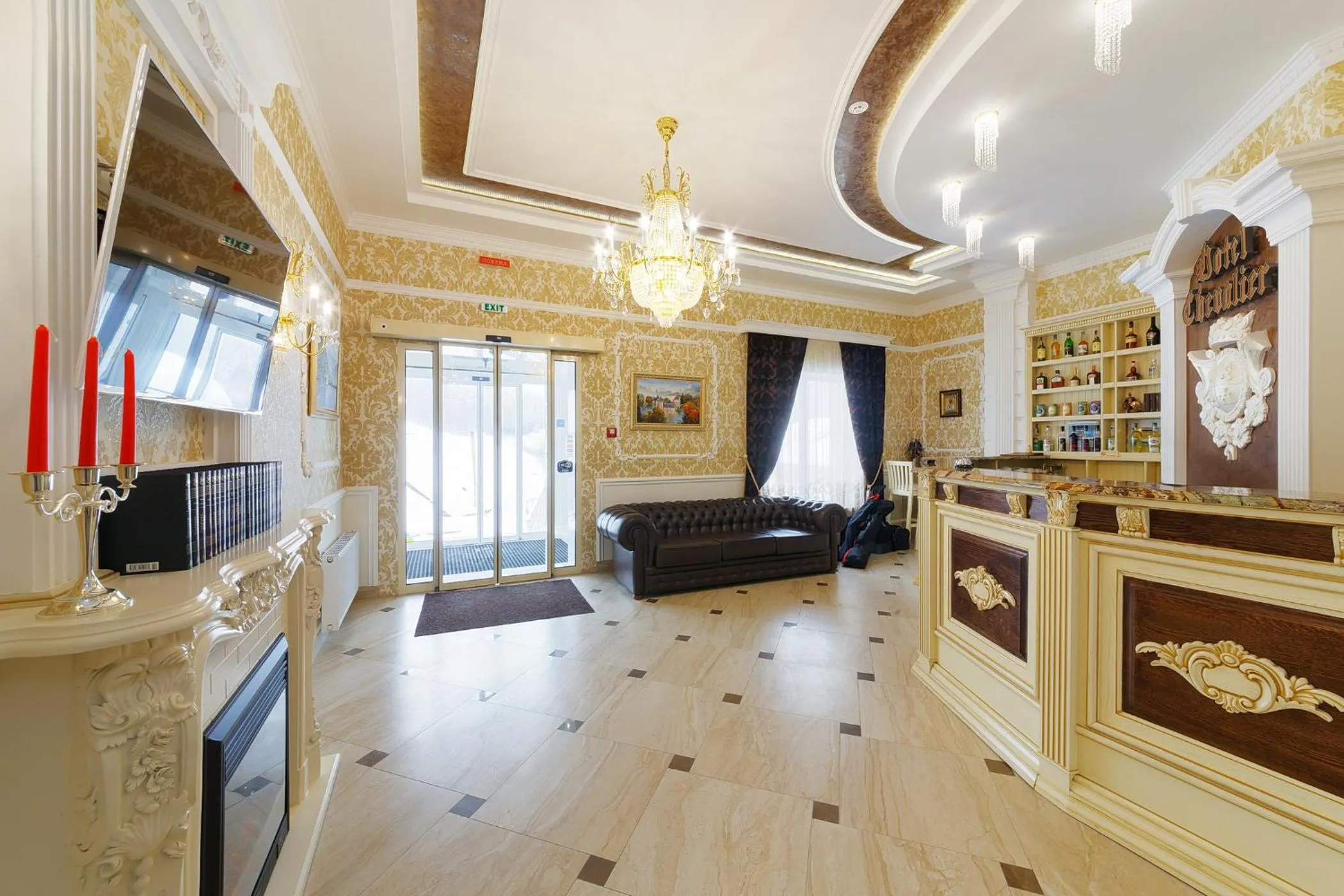 Spring in Chevalier Hotel & SPA