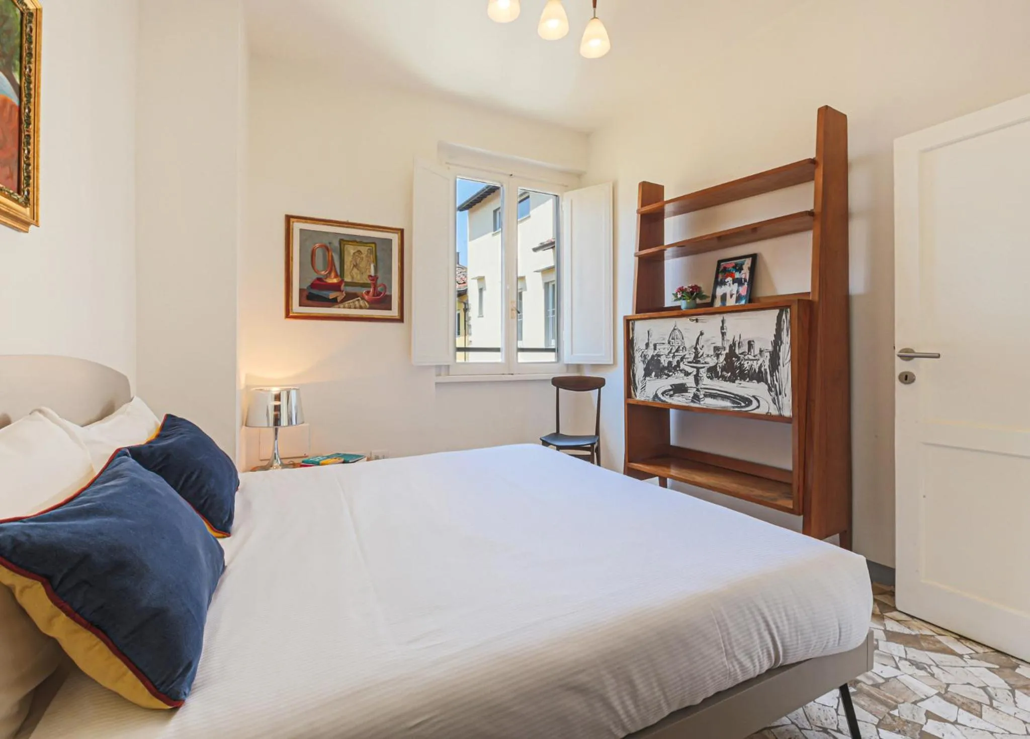 Bedroom, Bed in Apartments Florence - Santa Maria Balcony