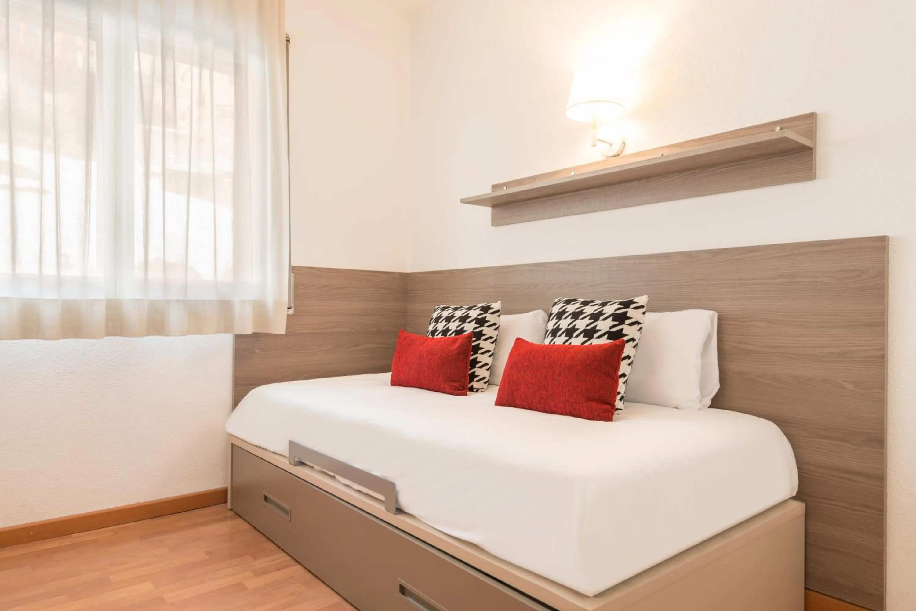 Bedroom, Bed in Pierre & Vacances Andorra Alba