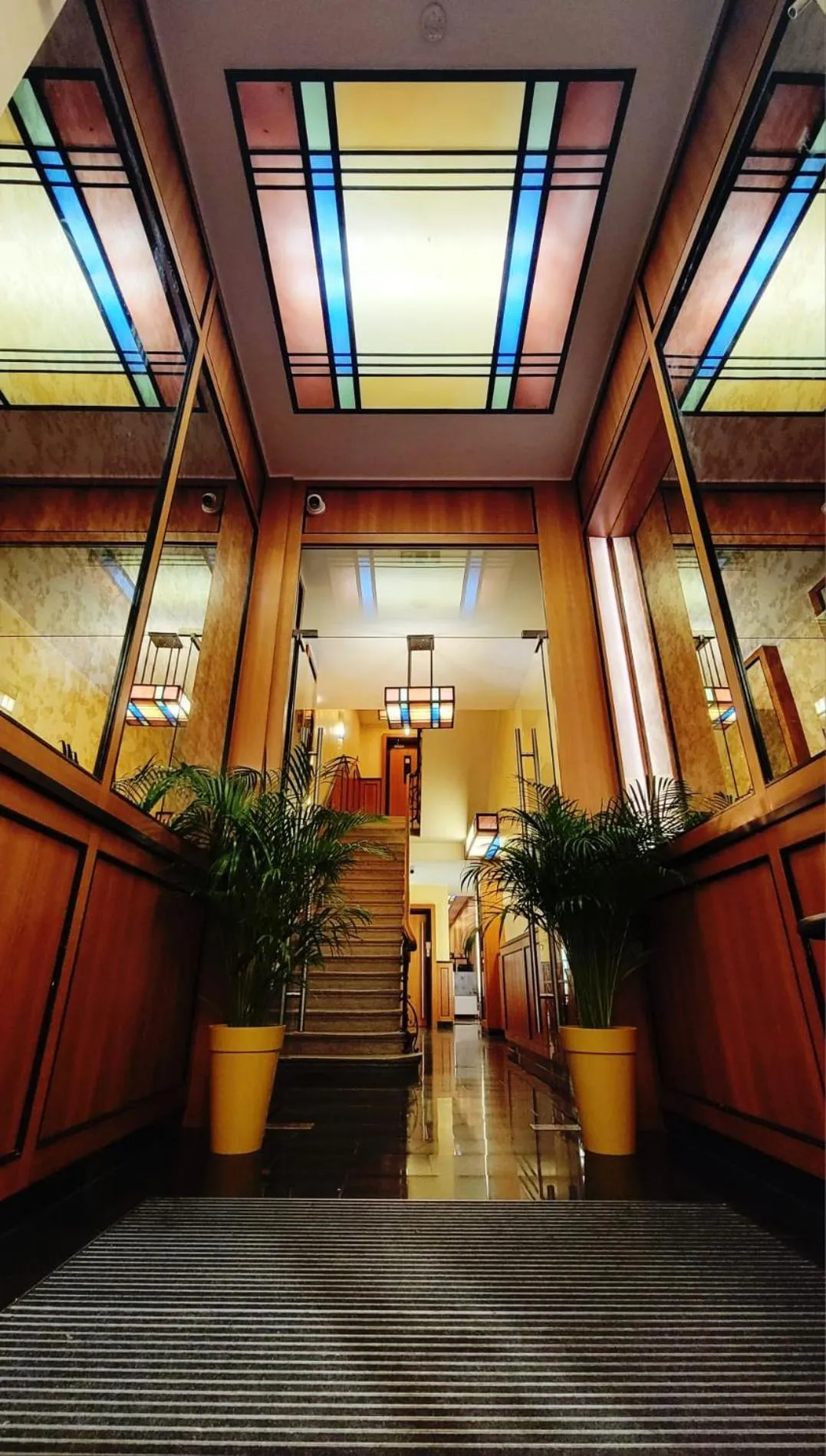 Facade/entrance in HOTEL de la POSTE