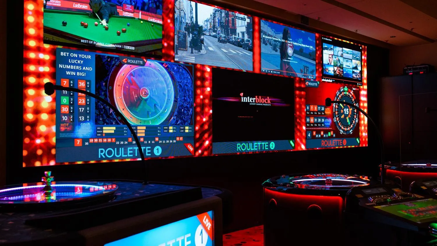 Casino in Casino 2000 - Adult Guests Only