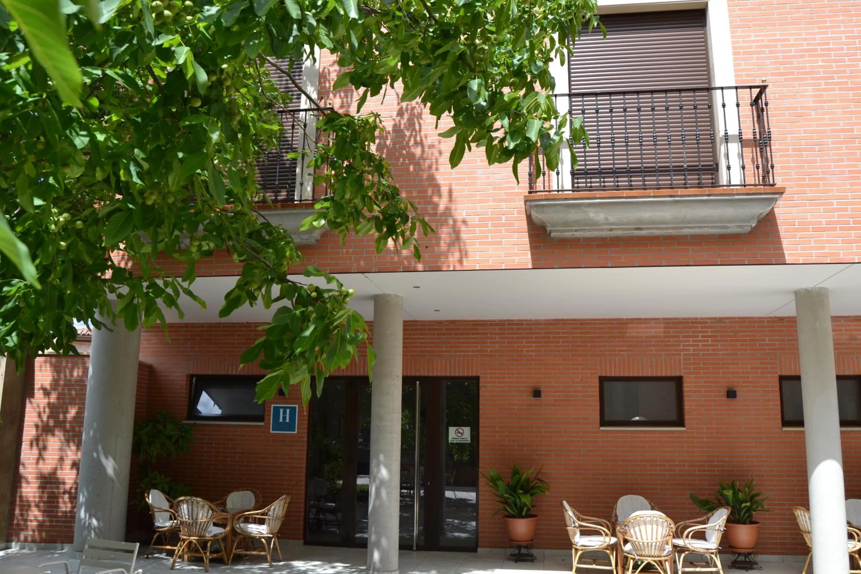 Facade/entrance in Hotel Villegas