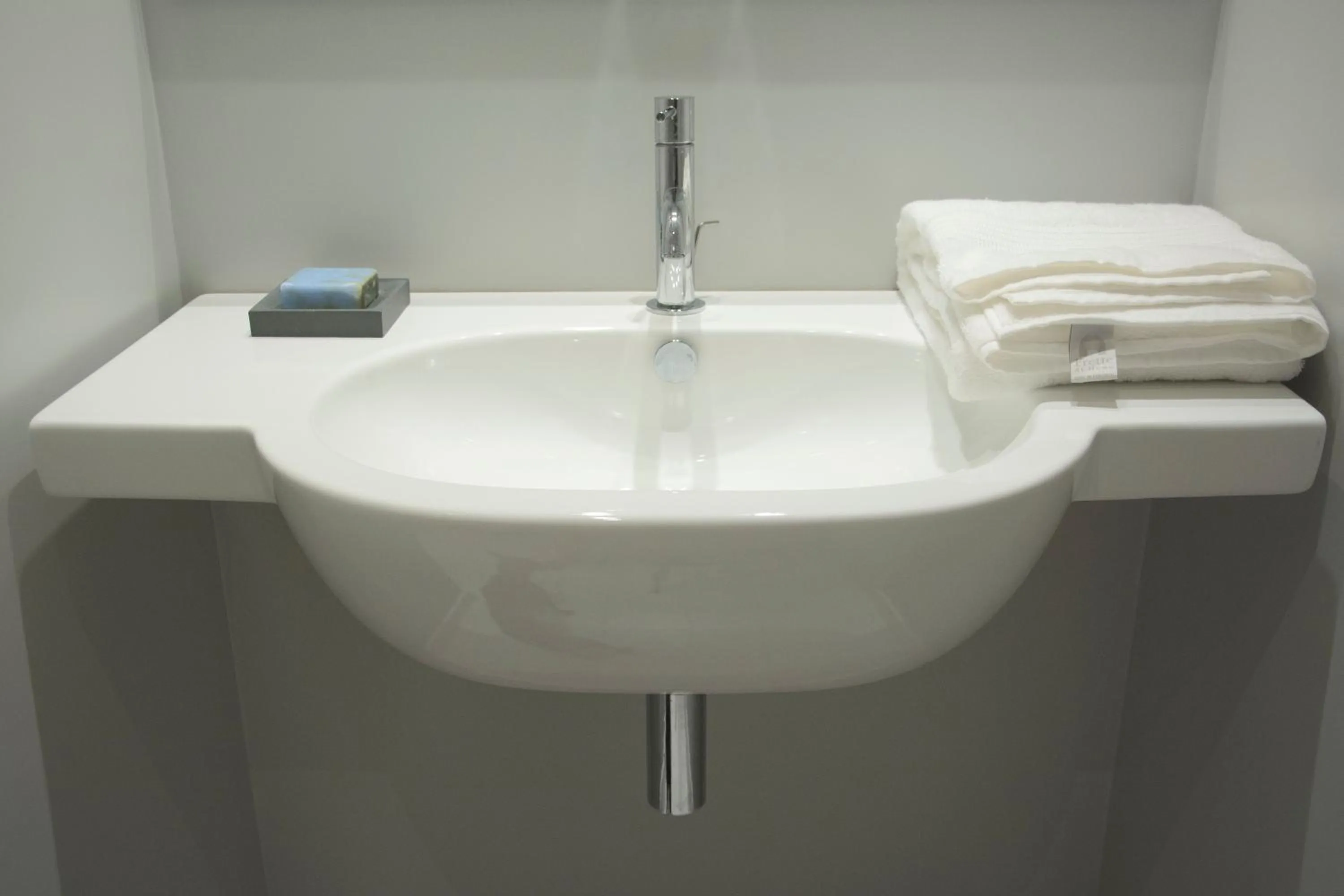 Public Bath in TigellioTre Bed and Breakfast