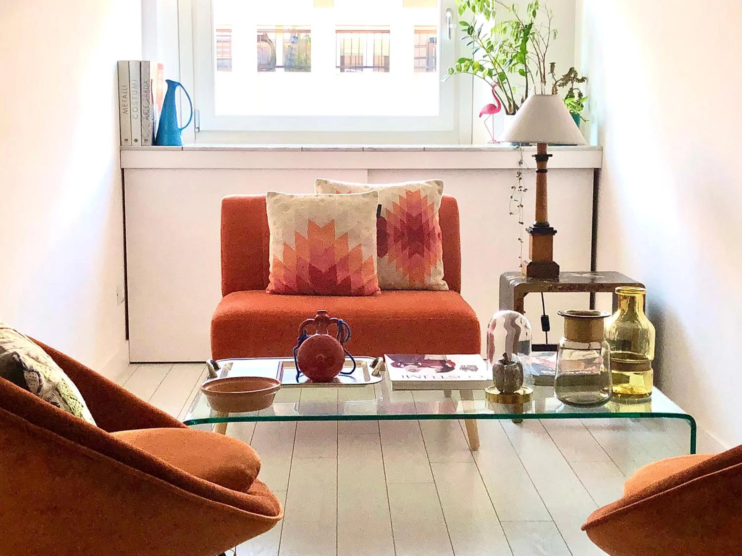 Communal lounge/ TV room in TigellioTre Bed and Breakfast