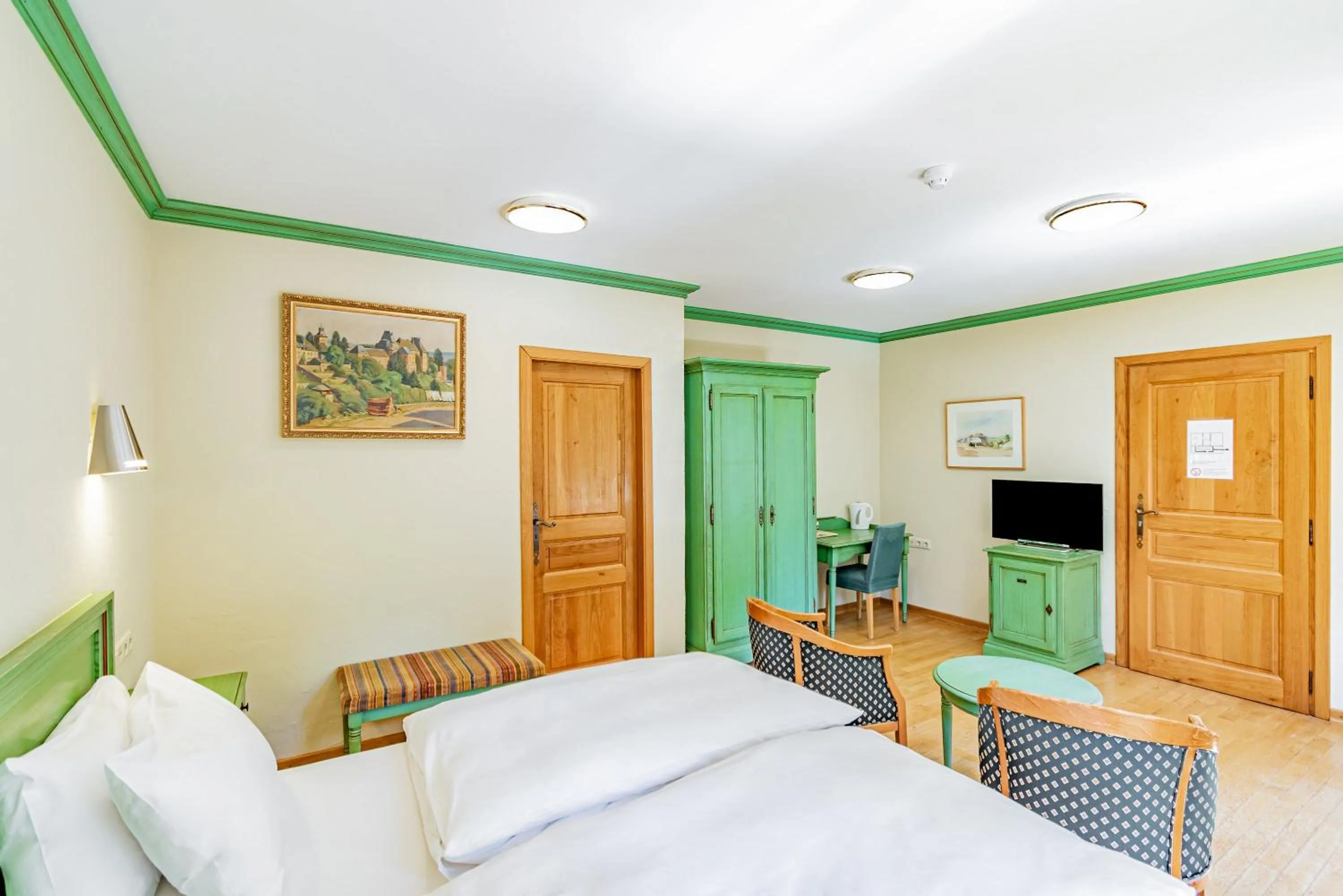 Photo of the whole room, Bed in Aux Tanneries de Wiltz