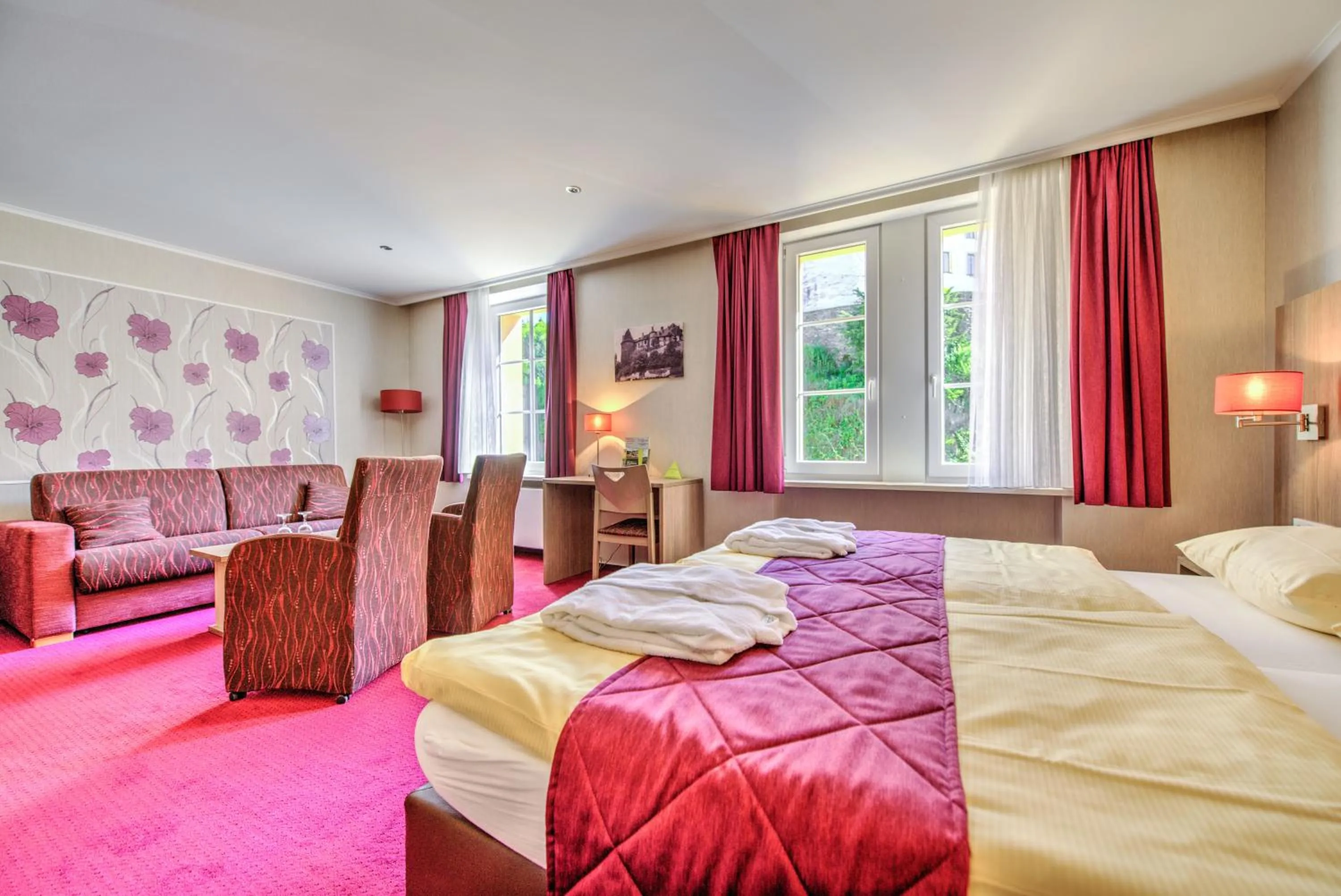 Bed in Hotel du Commerce - Restaurant La Table de Clervaux