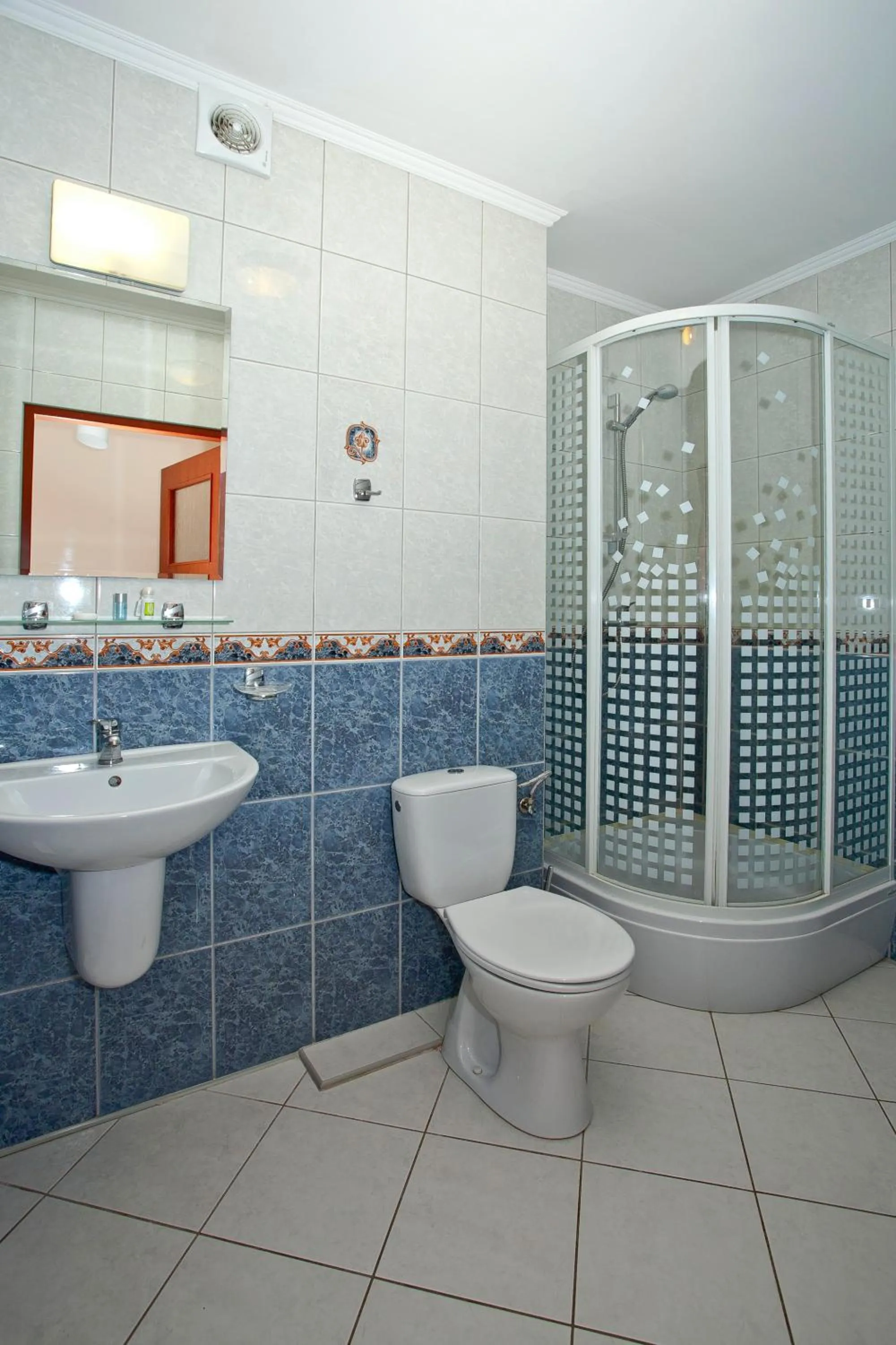 Bathroom in Hotel Restauracja Leliwa