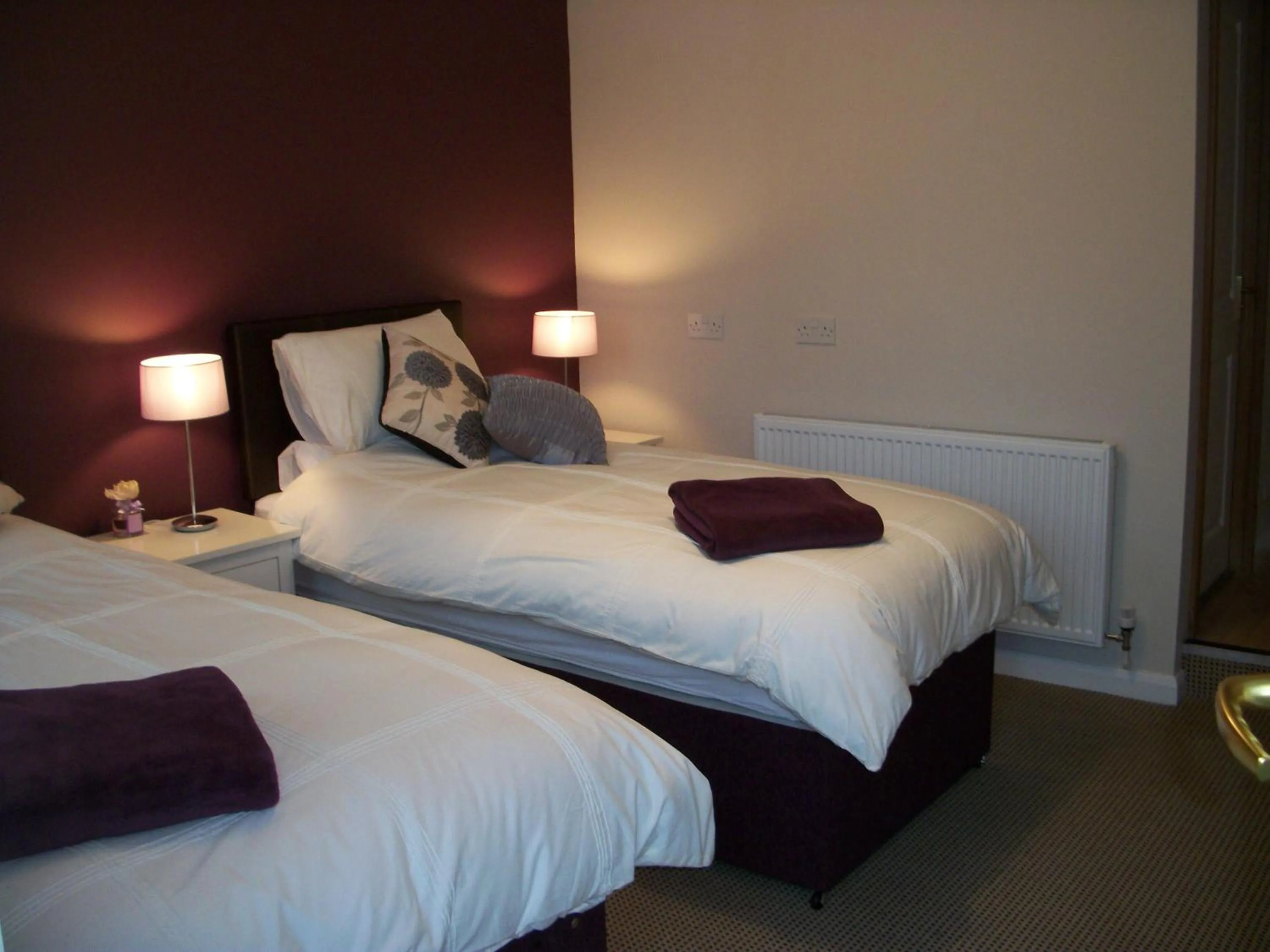 Bedroom, Bed in Premier Room