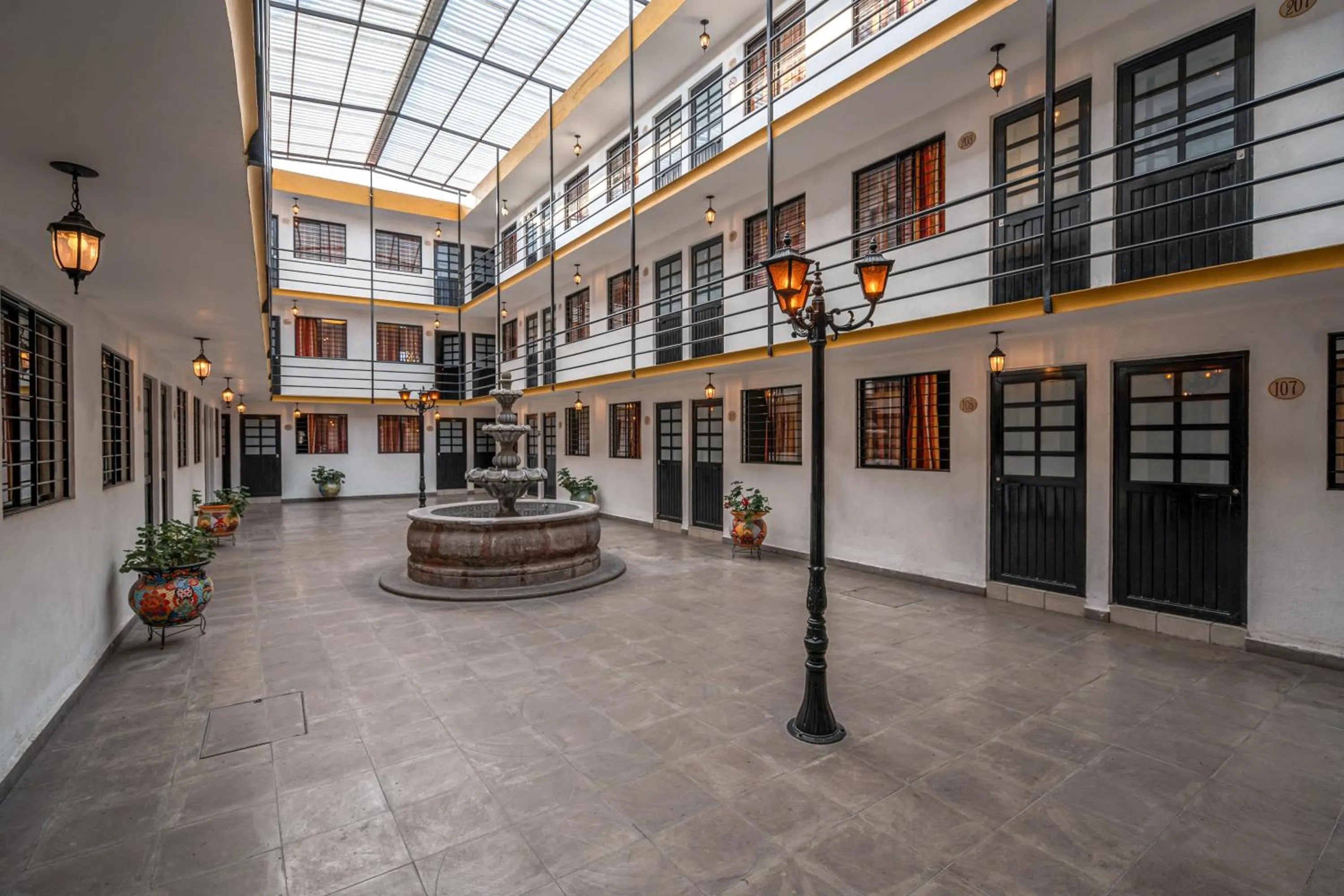 Inner courtyard view in Cinco de Mayo Hotel