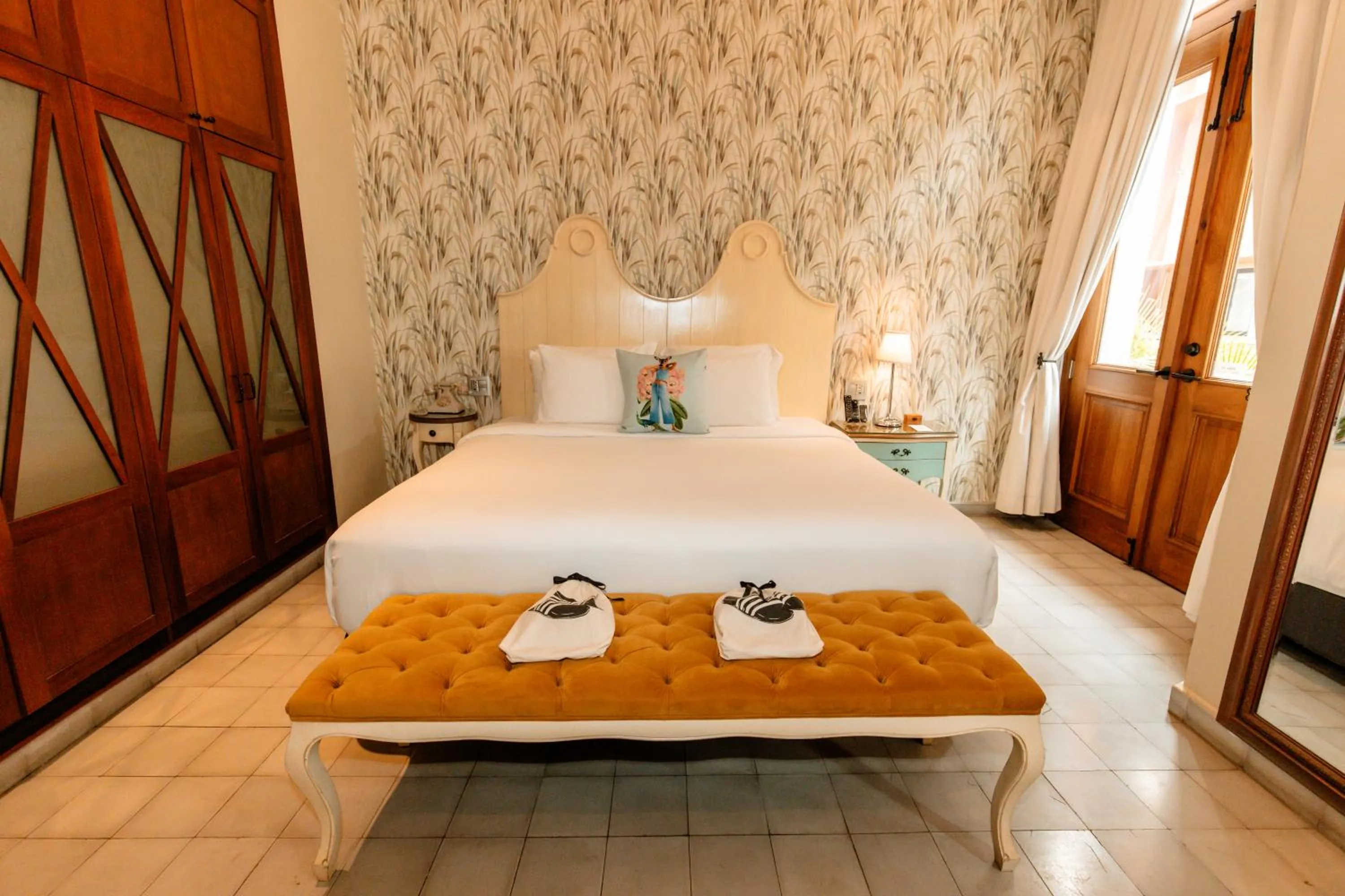 Bed in La Concordia - Boutique Hotel