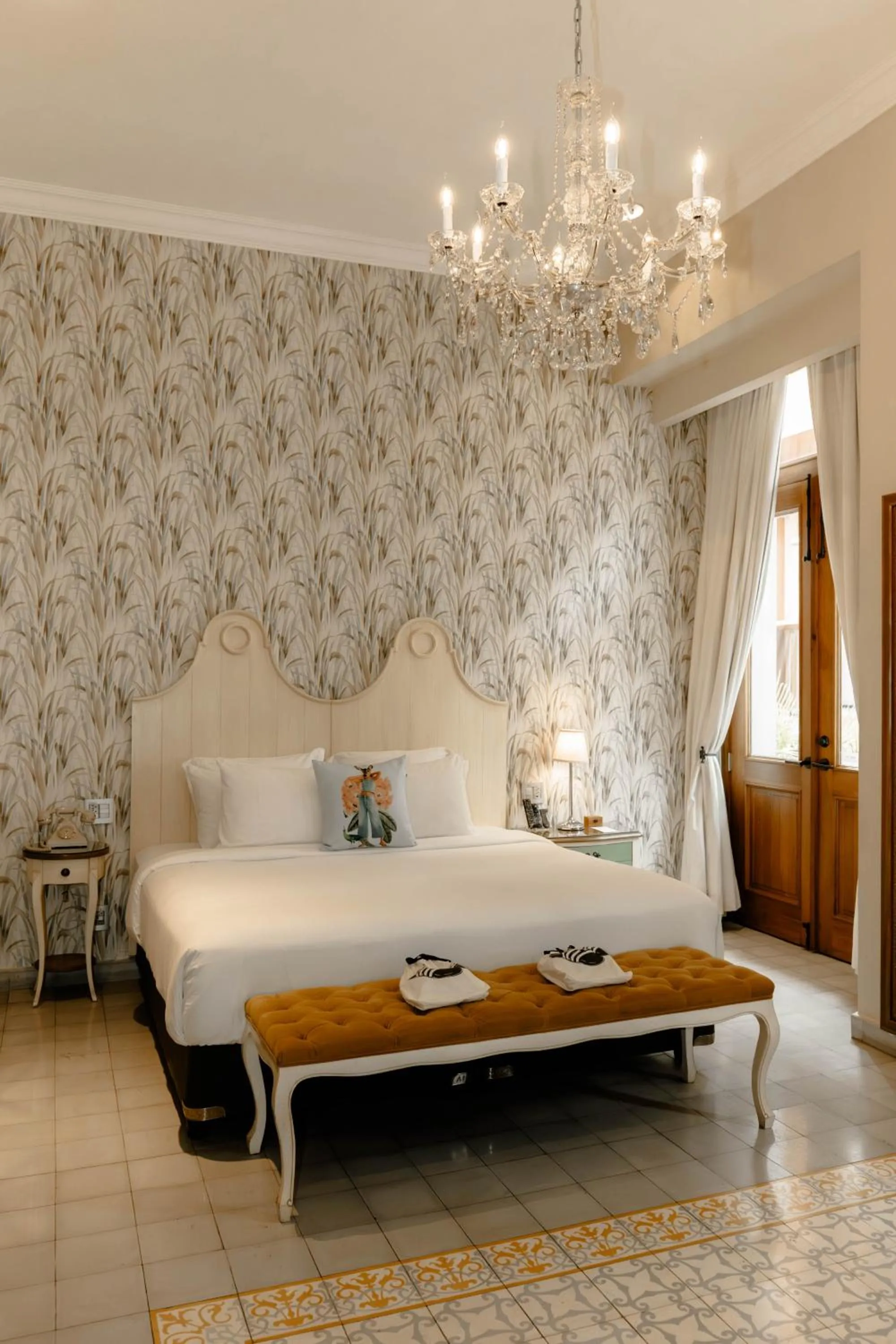 Bed in La Concordia - Boutique Hotel